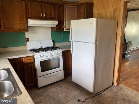 POTTSVILLE - Residential