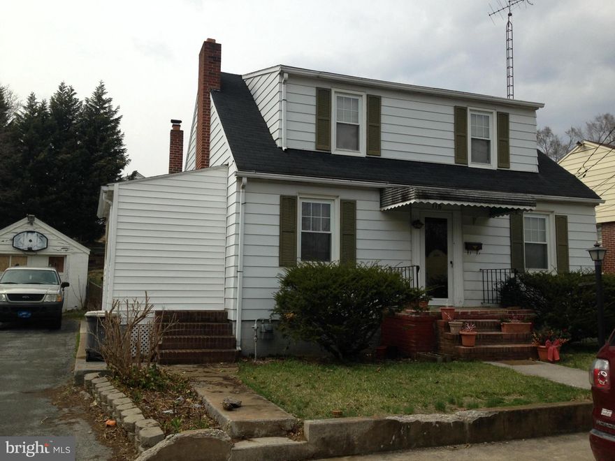 Freddie Mac First Look Initiative for owner occupants ending 6/10/2014. Up to $500 home warranty for owner occupants and must be requested with initial offer. EMD certified funds payable to C21 Braddock Realty. Property is sold as is. This 2 bedroom 1 bath home has full unfinished basement and fenced backyard. Central a/c does not work. Some repairs are needed.