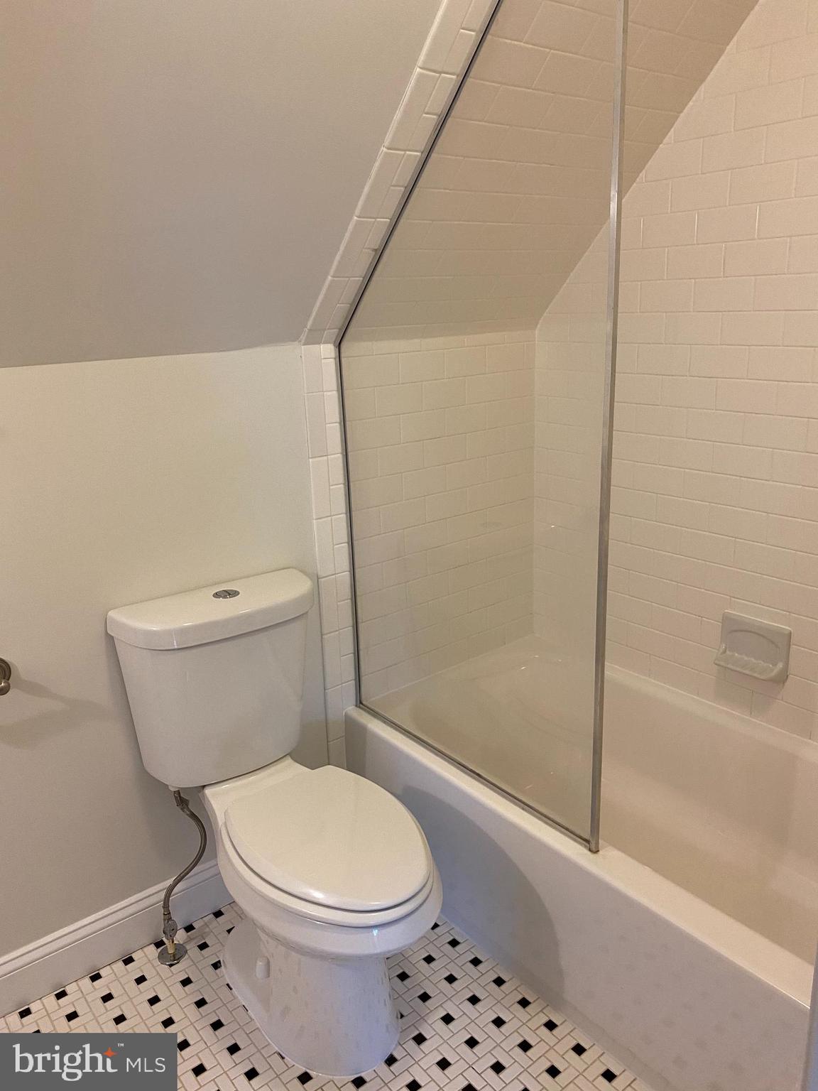 CHERRYDALE - Residential Lease