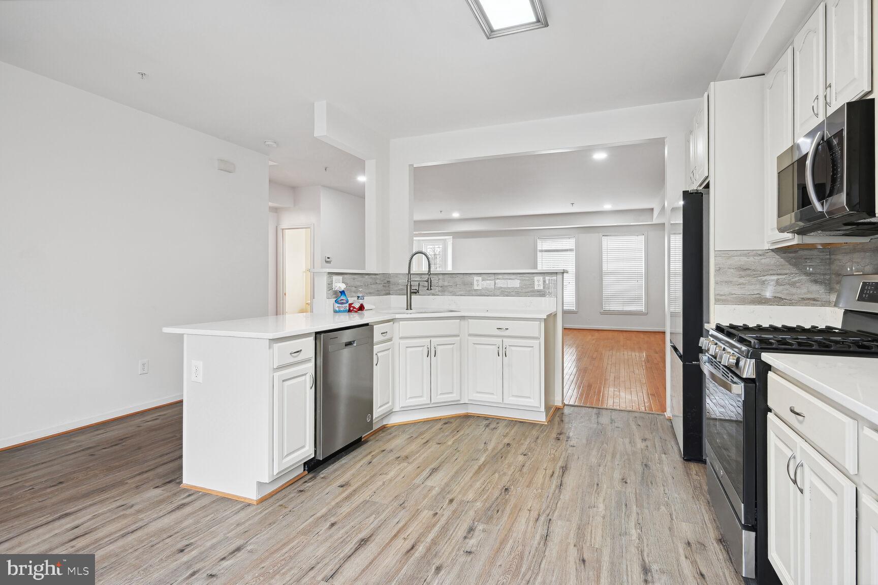 BROCK BRIDGE TOWNHOMES - Residential