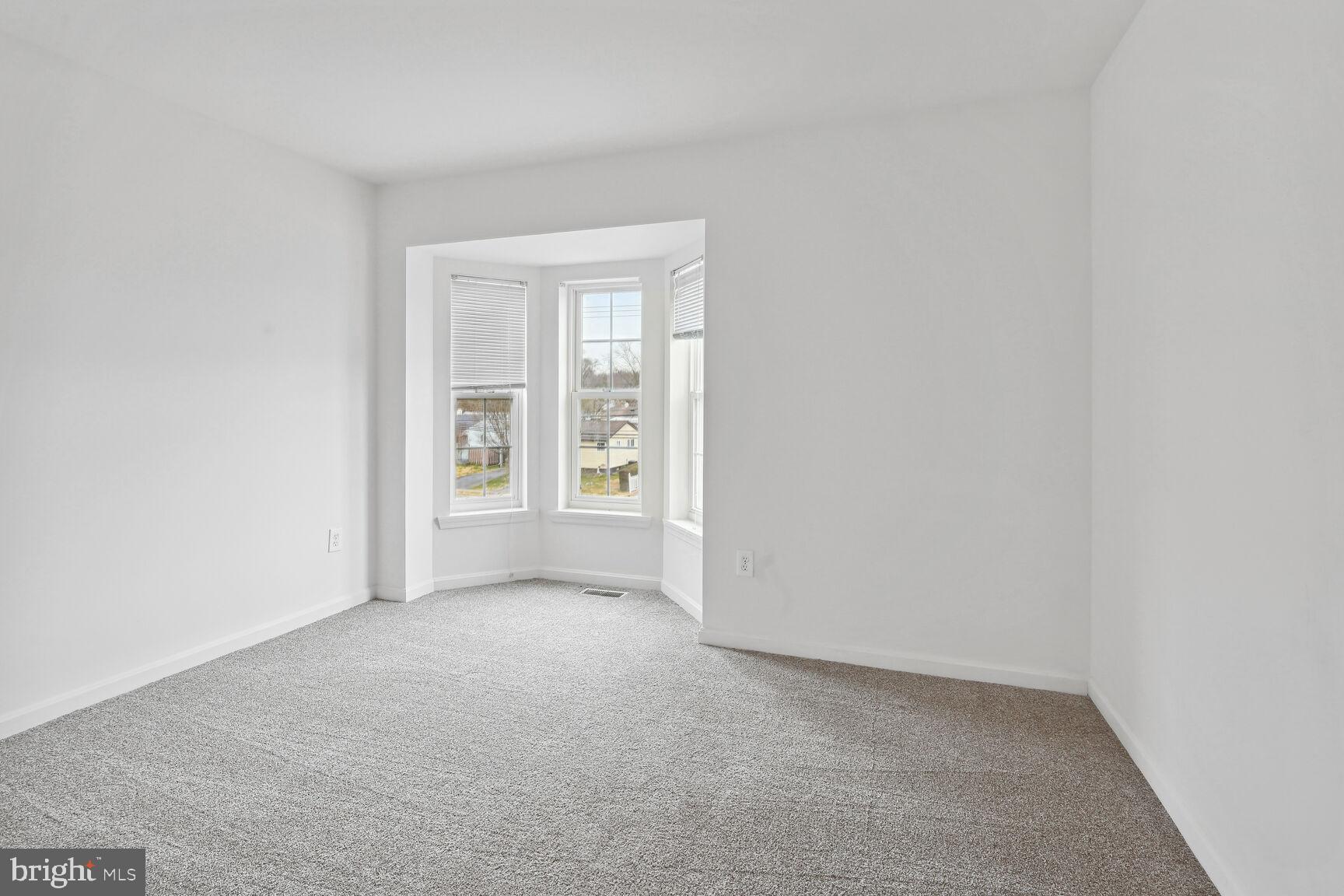 BROCK BRIDGE TOWNHOMES - Residential