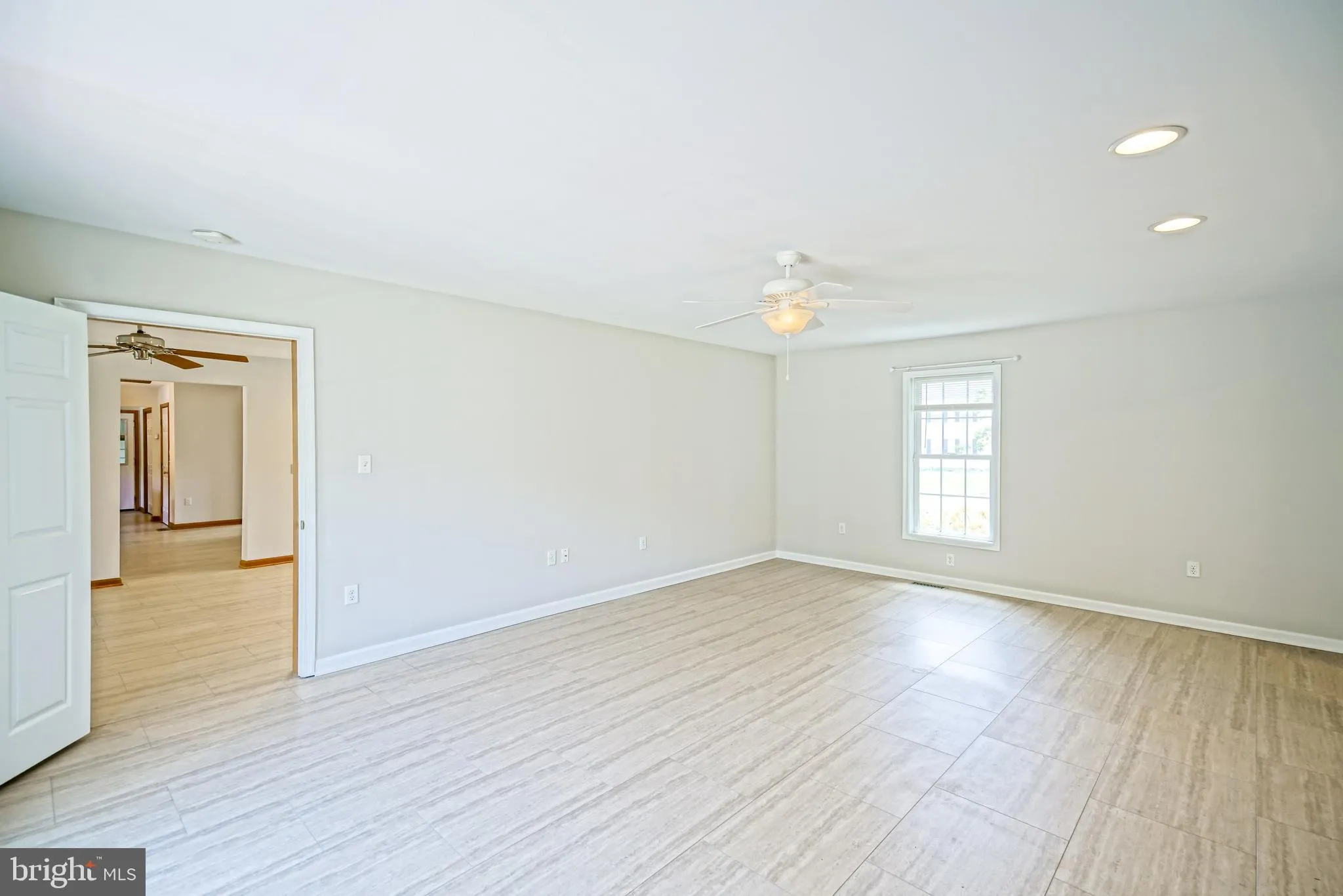 Milton, Delaware 19968, United States, 3 Bedrooms Bedrooms, ,4 BathroomsBathrooms,Residential,Active,172281