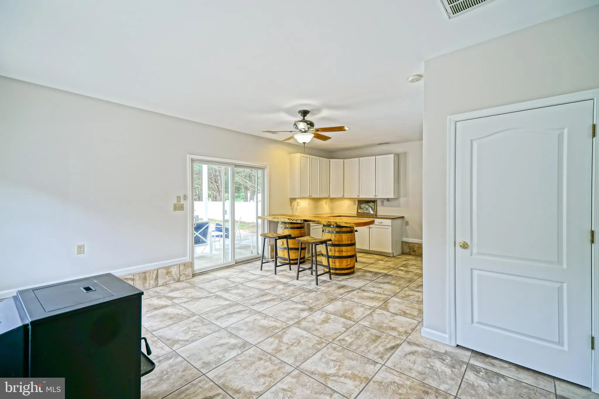 Milton, Delaware 19968, United States, 3 Bedrooms Bedrooms, ,4 BathroomsBathrooms,Residential,Active,172281