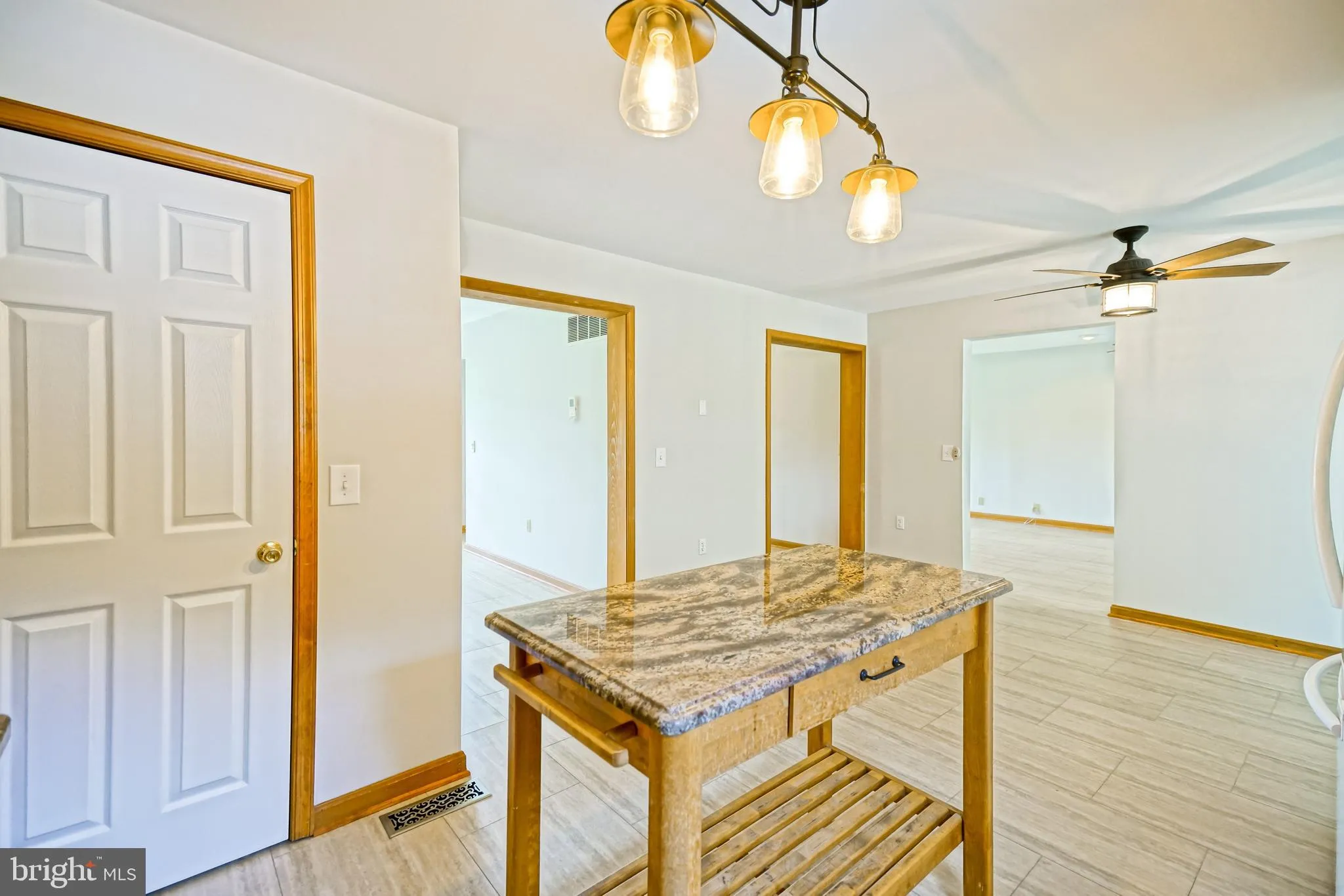 Milton, Delaware 19968, United States, 3 Bedrooms Bedrooms, ,4 BathroomsBathrooms,Residential,Active,172281