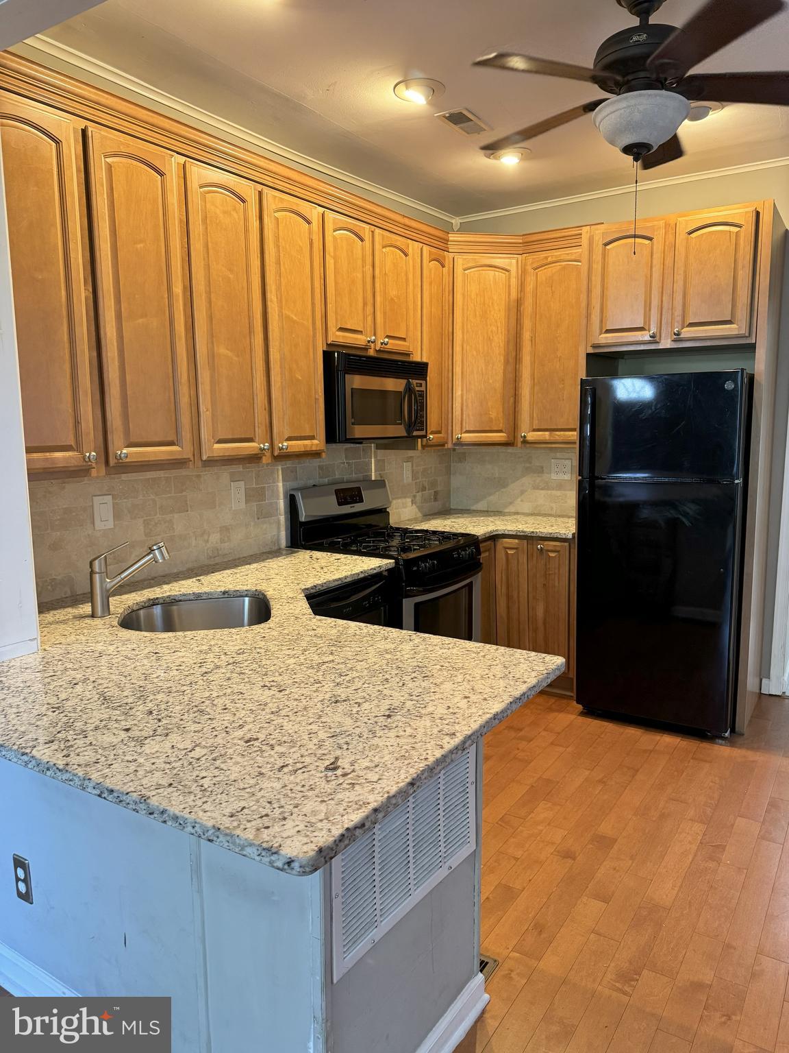 MANAYUNK - Residential Lease