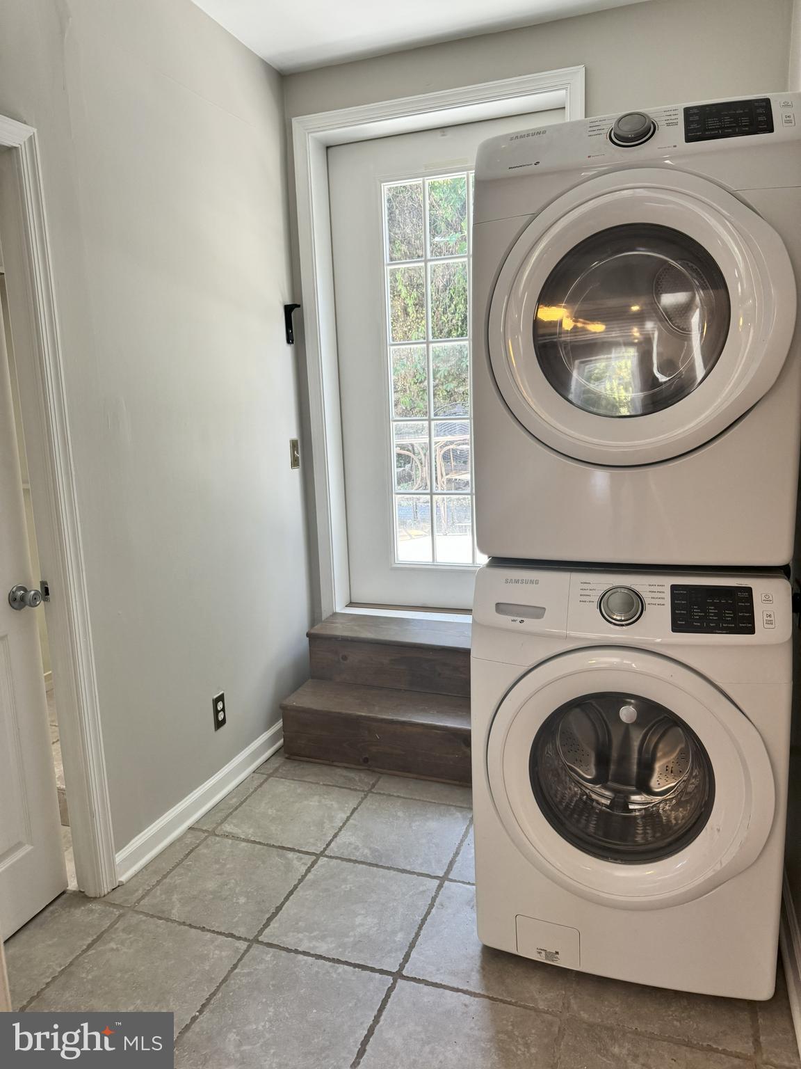 MANAYUNK - Residential Lease