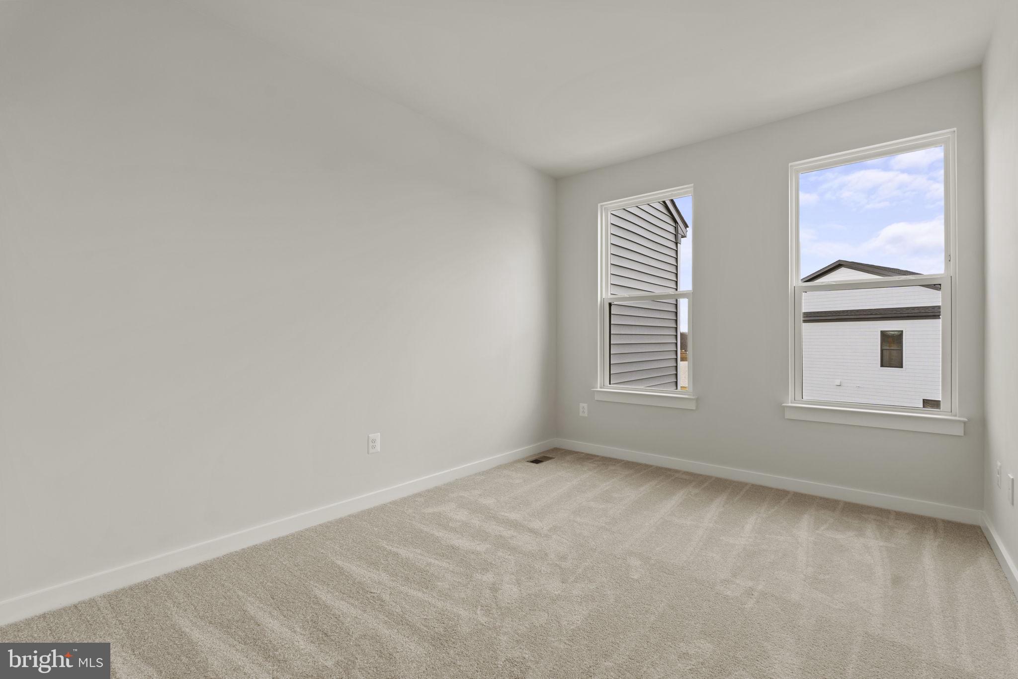 SOUTHLAKE - Residential