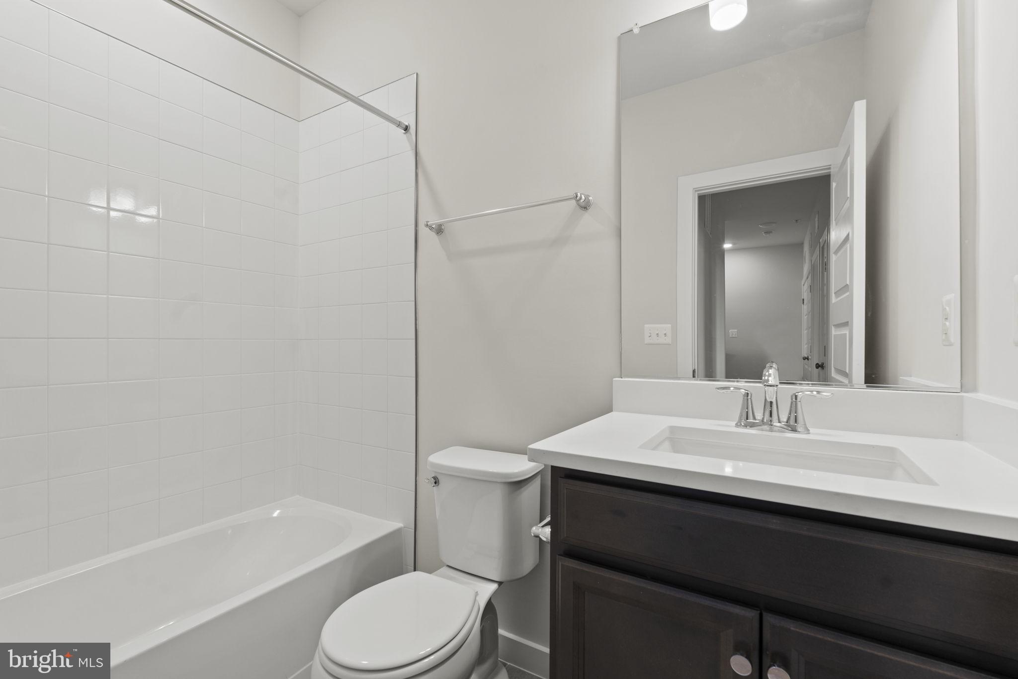 SOUTHLAKE - Residential