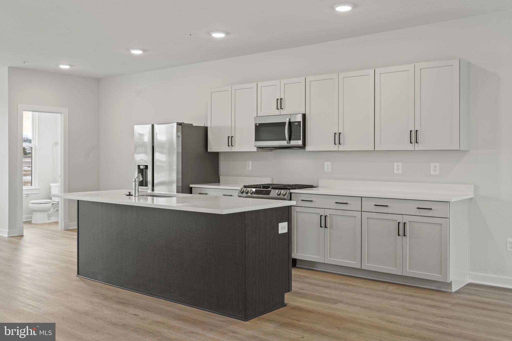 SOUTHLAKE - Residential