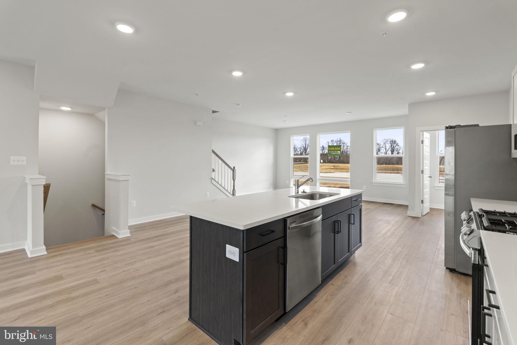 SOUTHLAKE - Residential