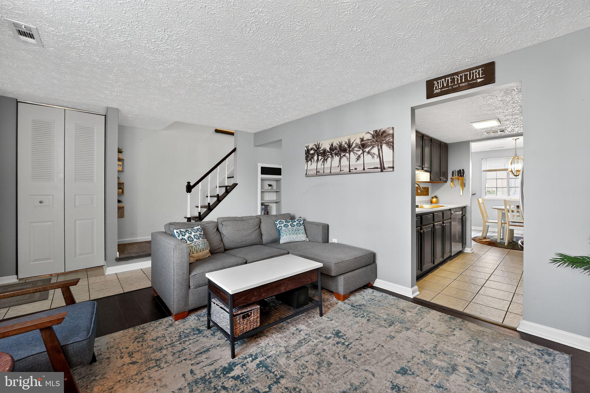 213 DEERVALLEY DRIVE