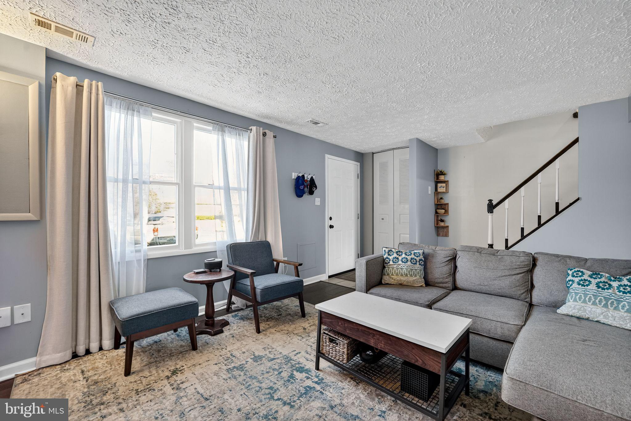 213 DEERVALLEY DRIVE