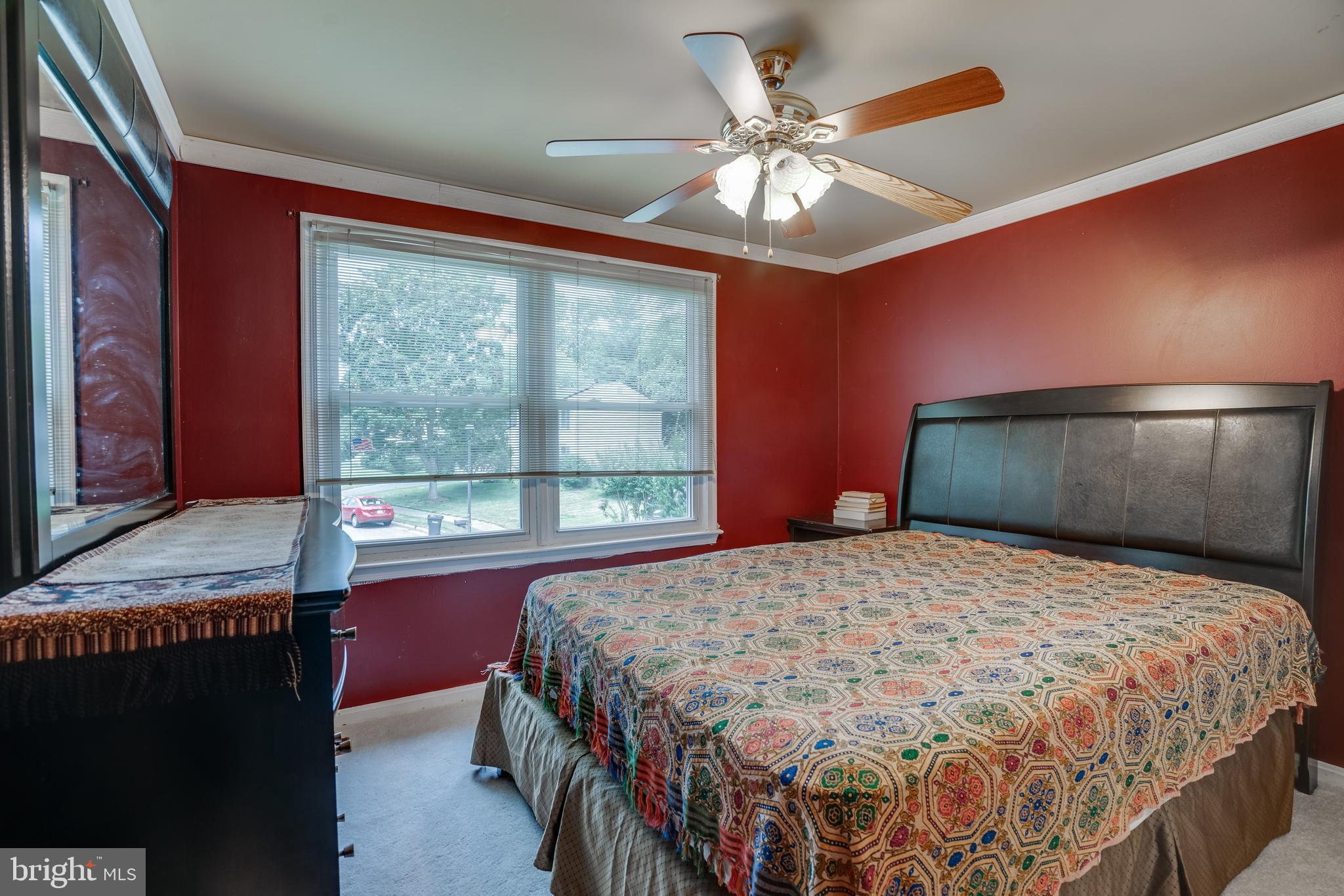 KINGSTON CHASE - Residential