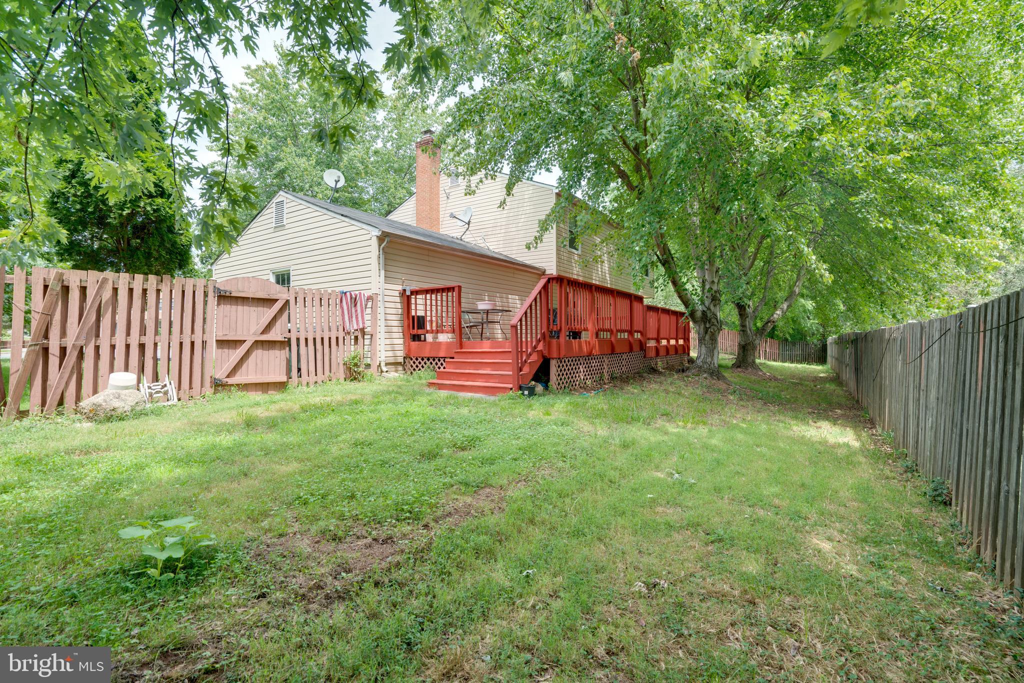 KINGSTON CHASE - Residential