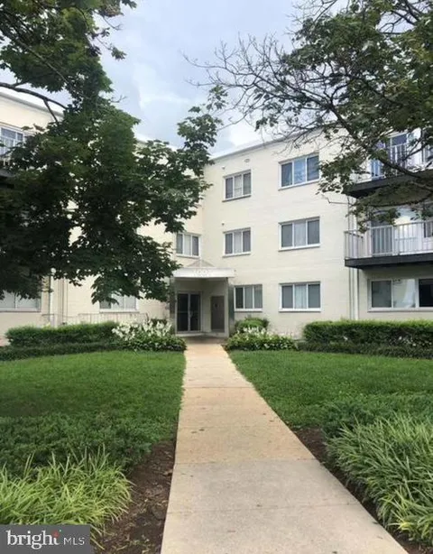 1001 Chillum Road Unit 119, Hyattsville, MD MLS: MDPG2153380