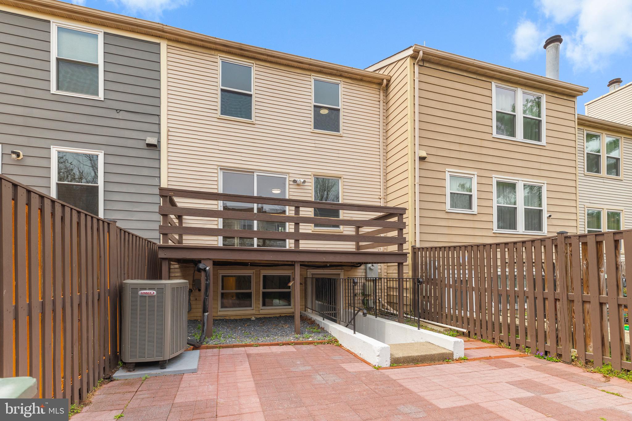 POHICK VILLAGE - Residential