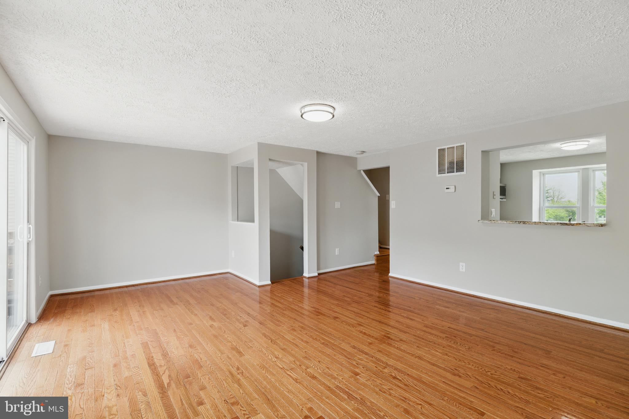 POHICK VILLAGE - Residential