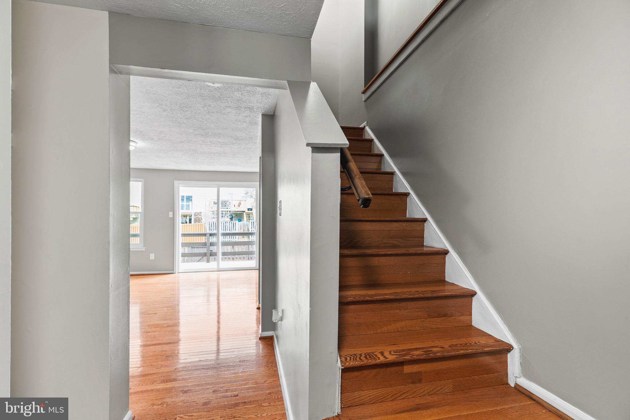 POHICK VILLAGE - Residential