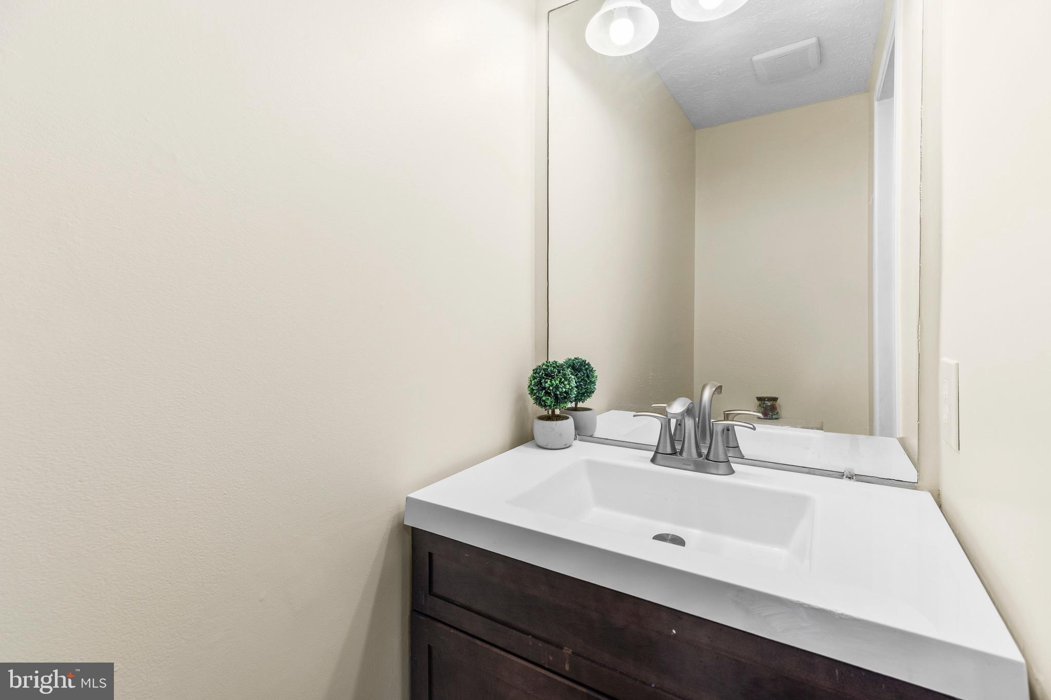 POHICK VILLAGE - Residential