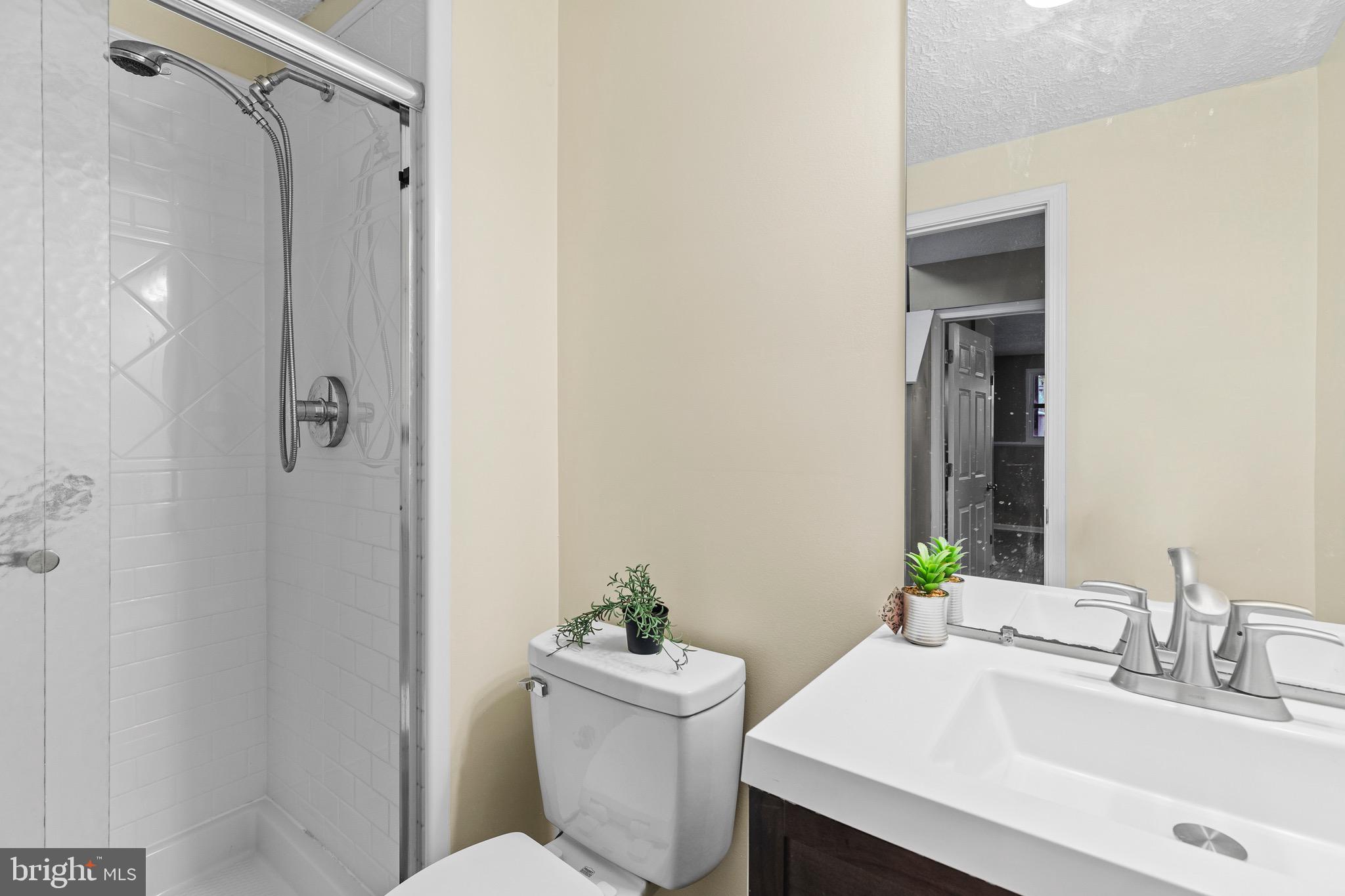 POHICK VILLAGE - Residential