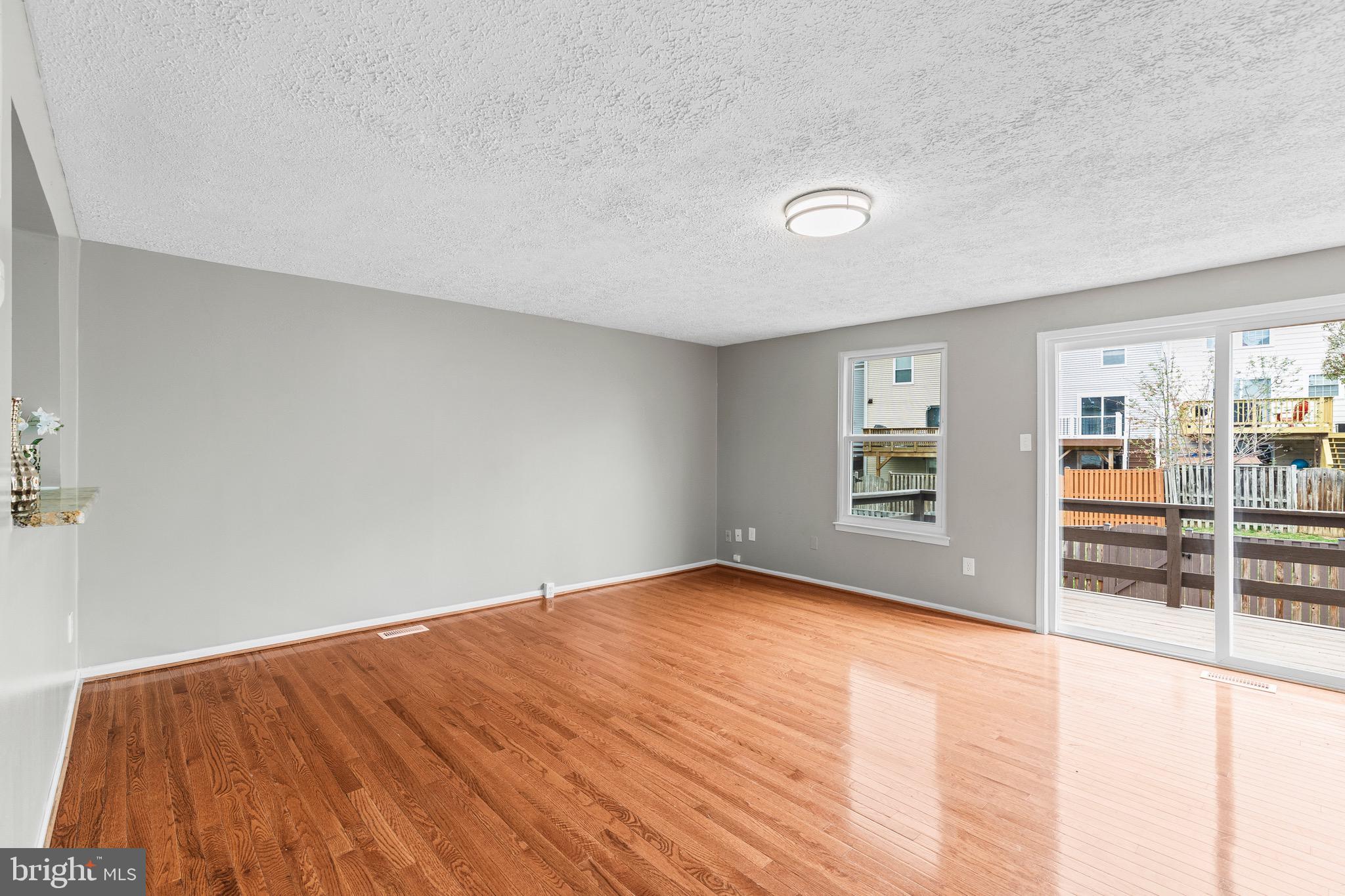 POHICK VILLAGE - Residential