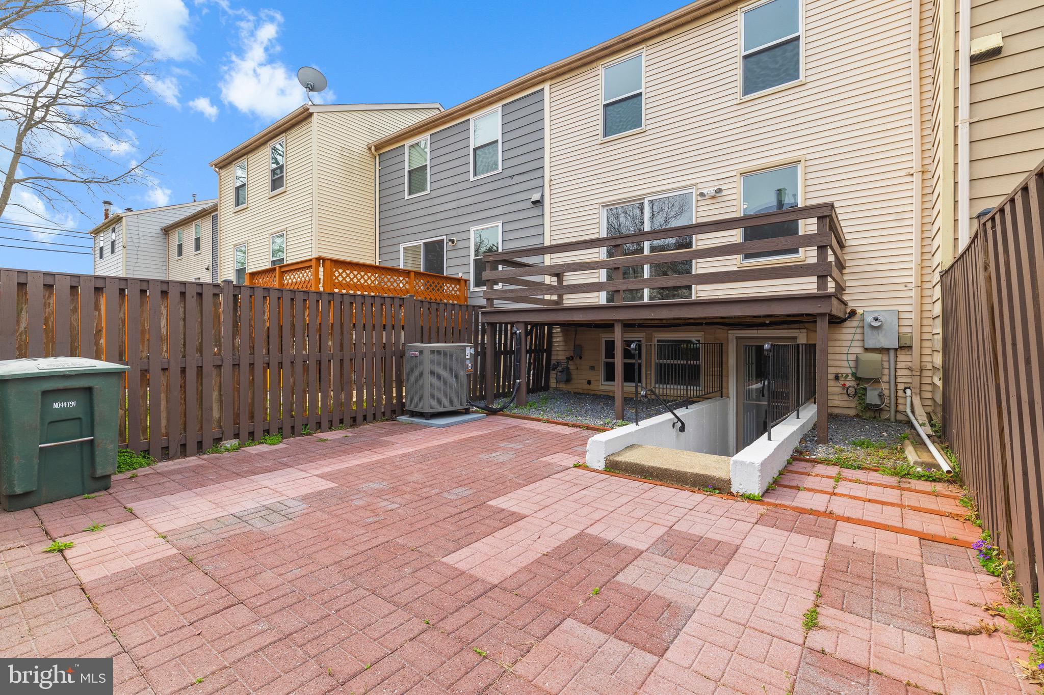 POHICK VILLAGE - Residential