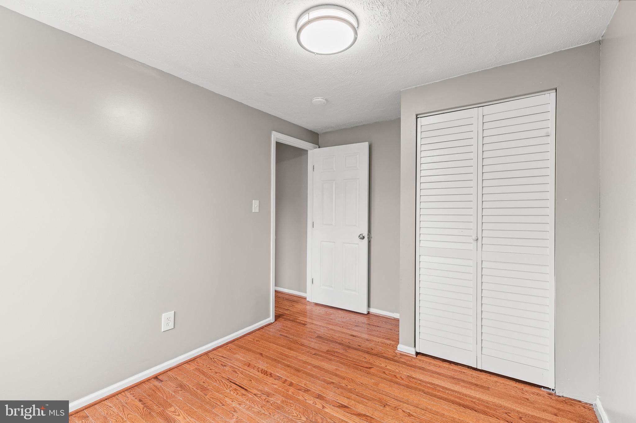 POHICK VILLAGE - Residential