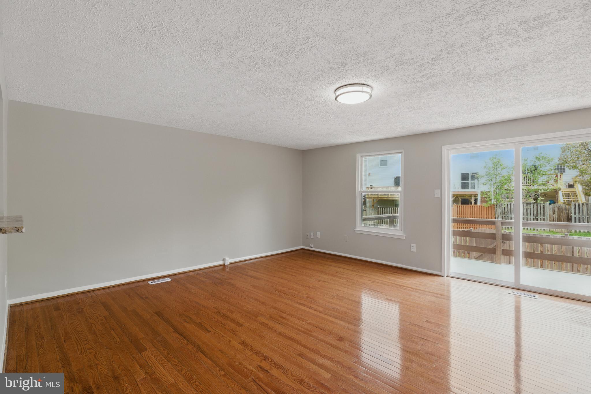 POHICK VILLAGE - Residential