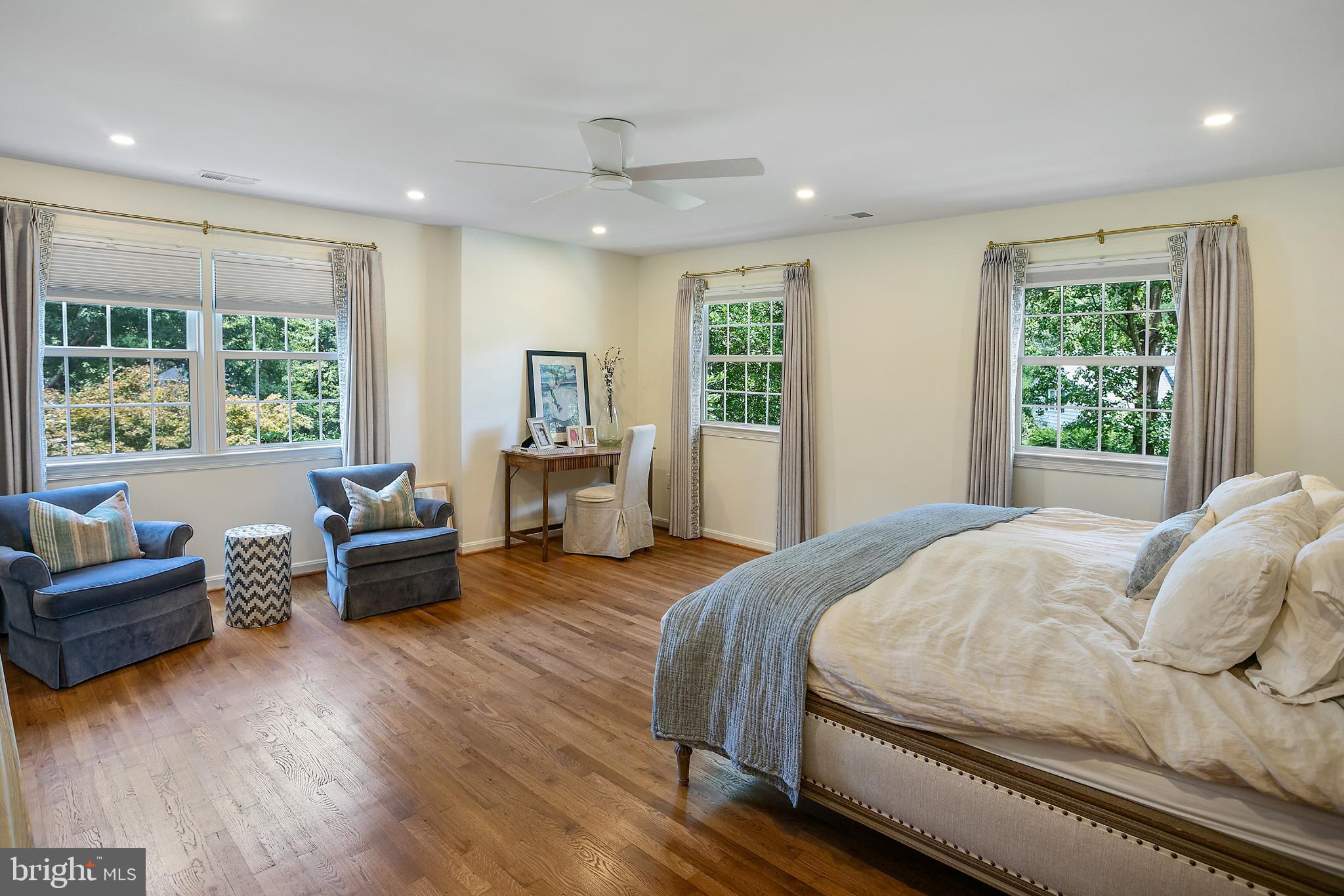 MC LEAN HUNT - Residential