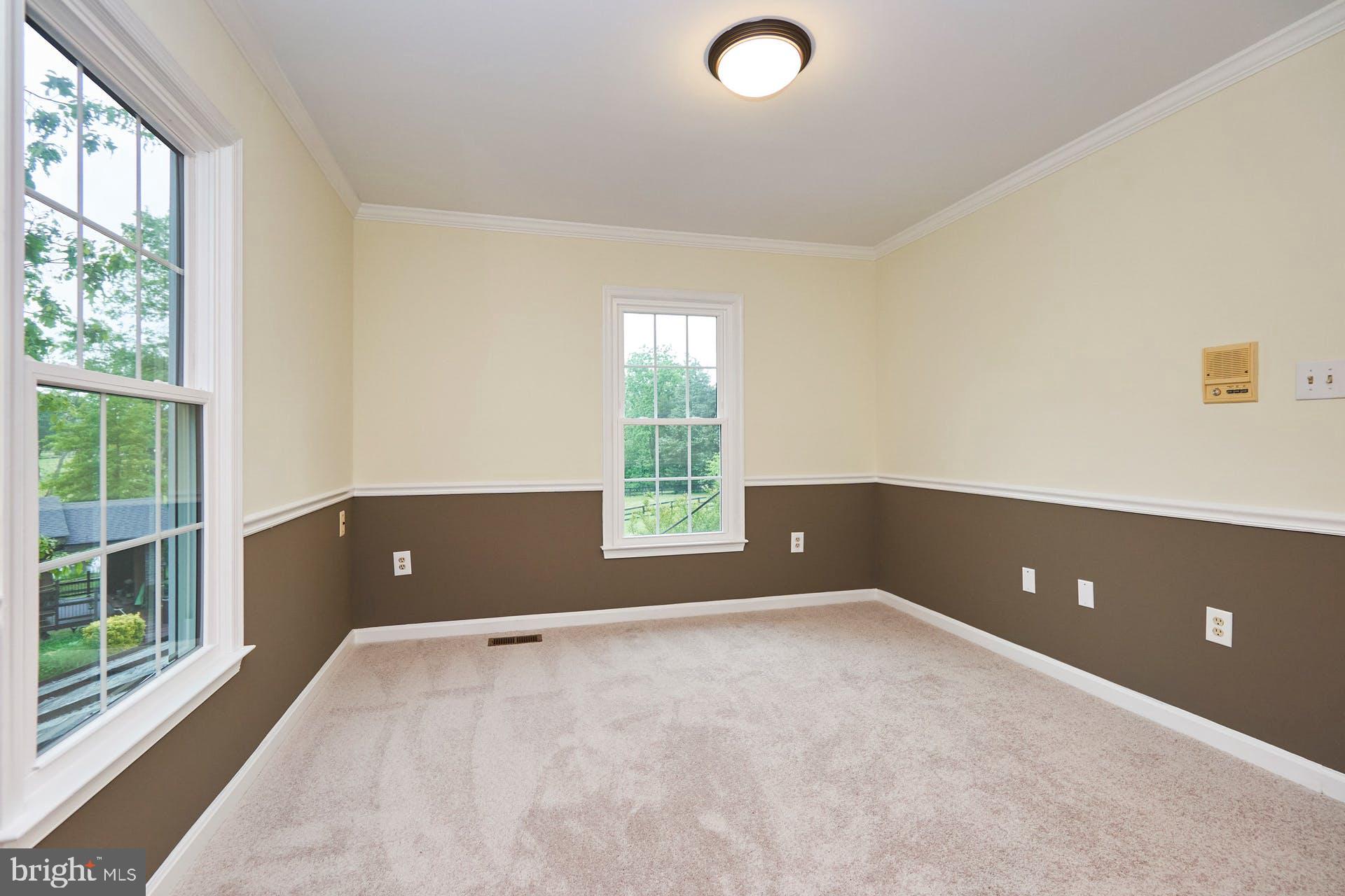 FALKLAND FARM - Residential