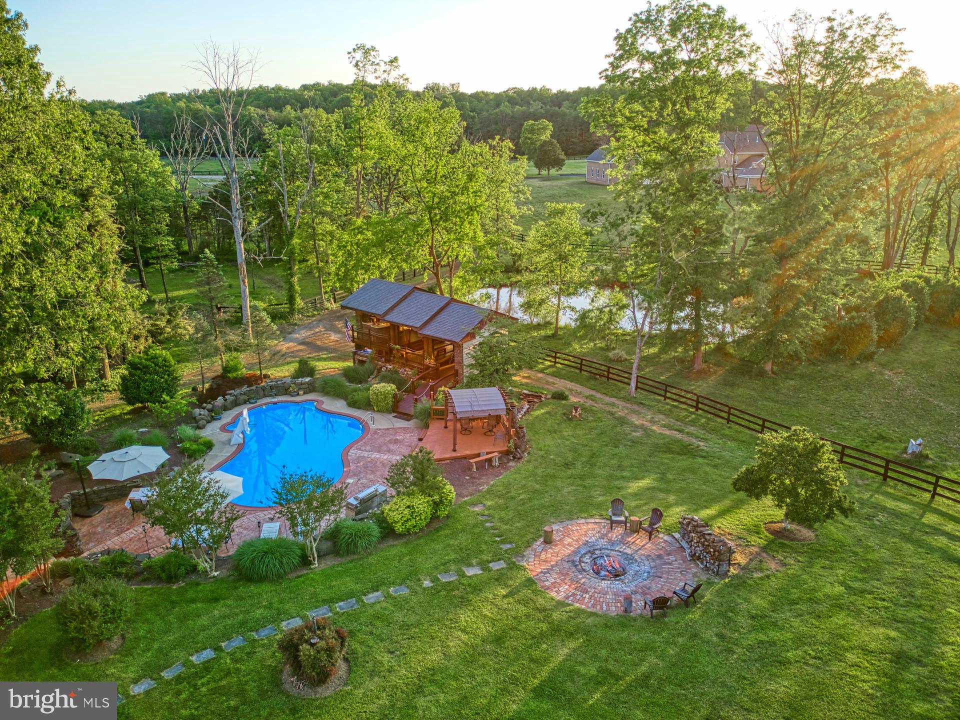 FALKLAND FARM - Residential