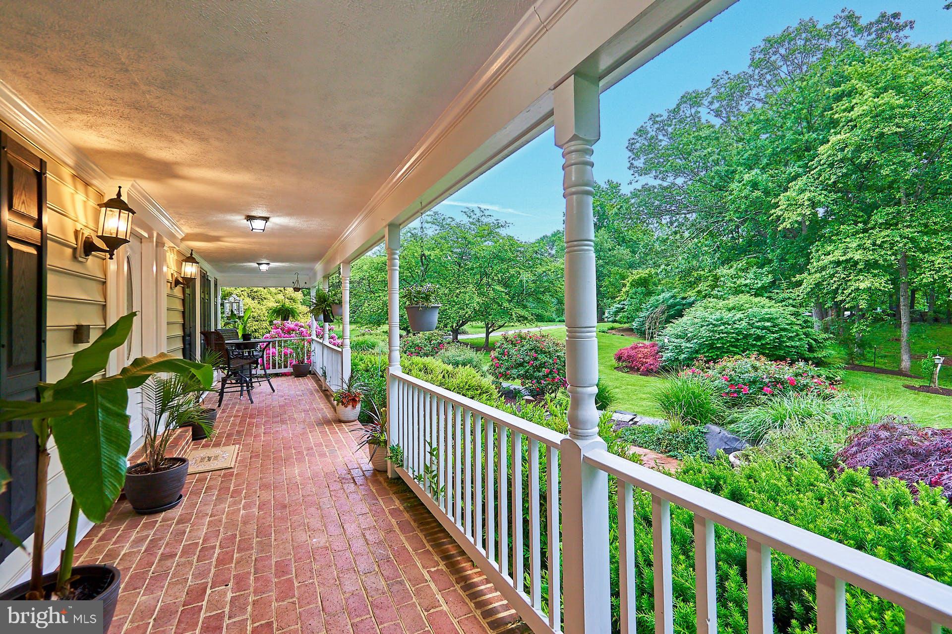 FALKLAND FARM - Residential