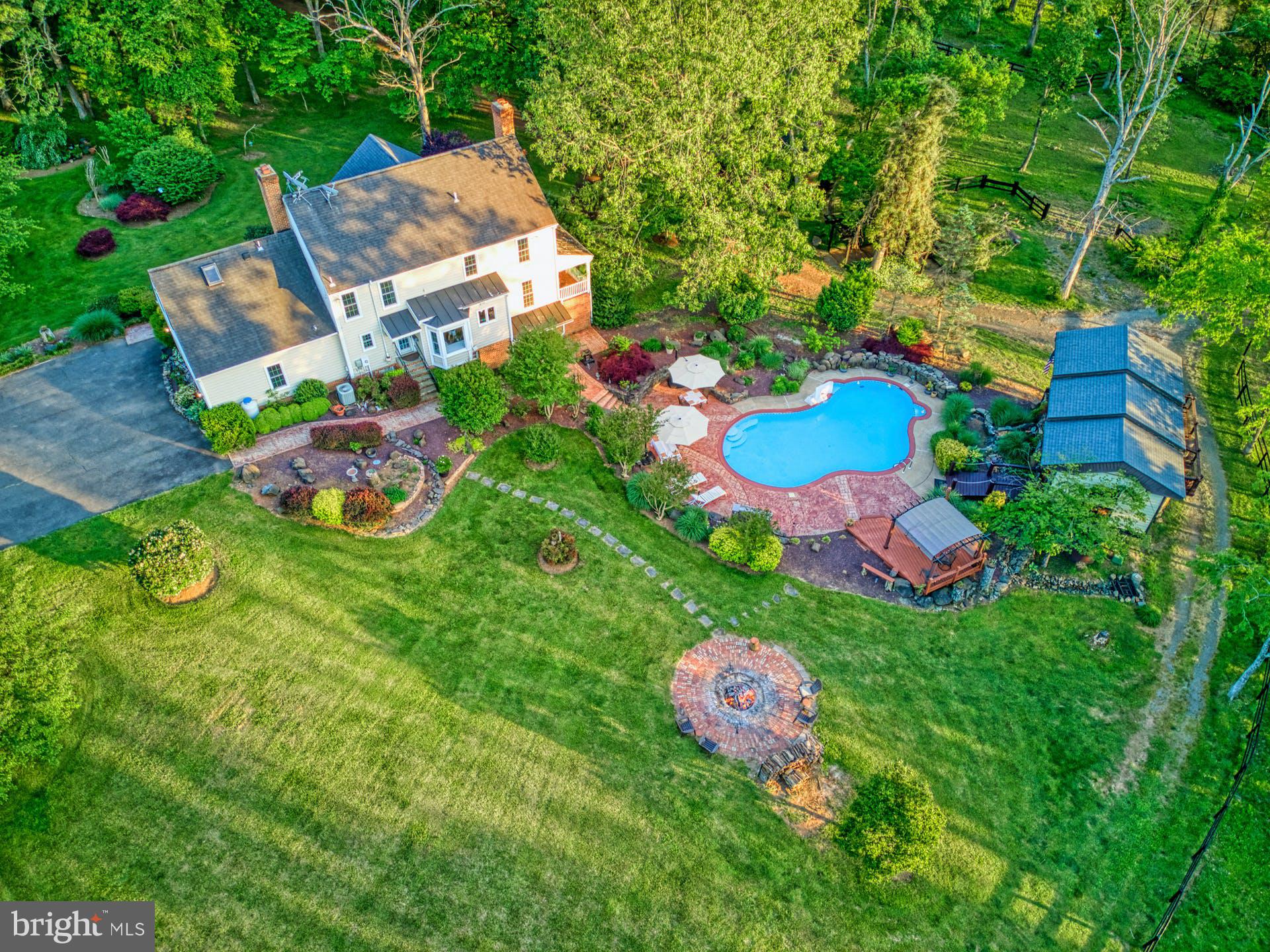 FALKLAND FARM - Residential