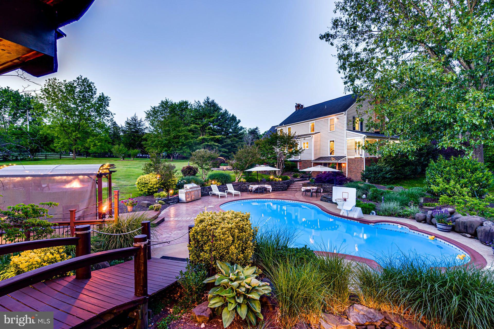 FALKLAND FARM - Residential