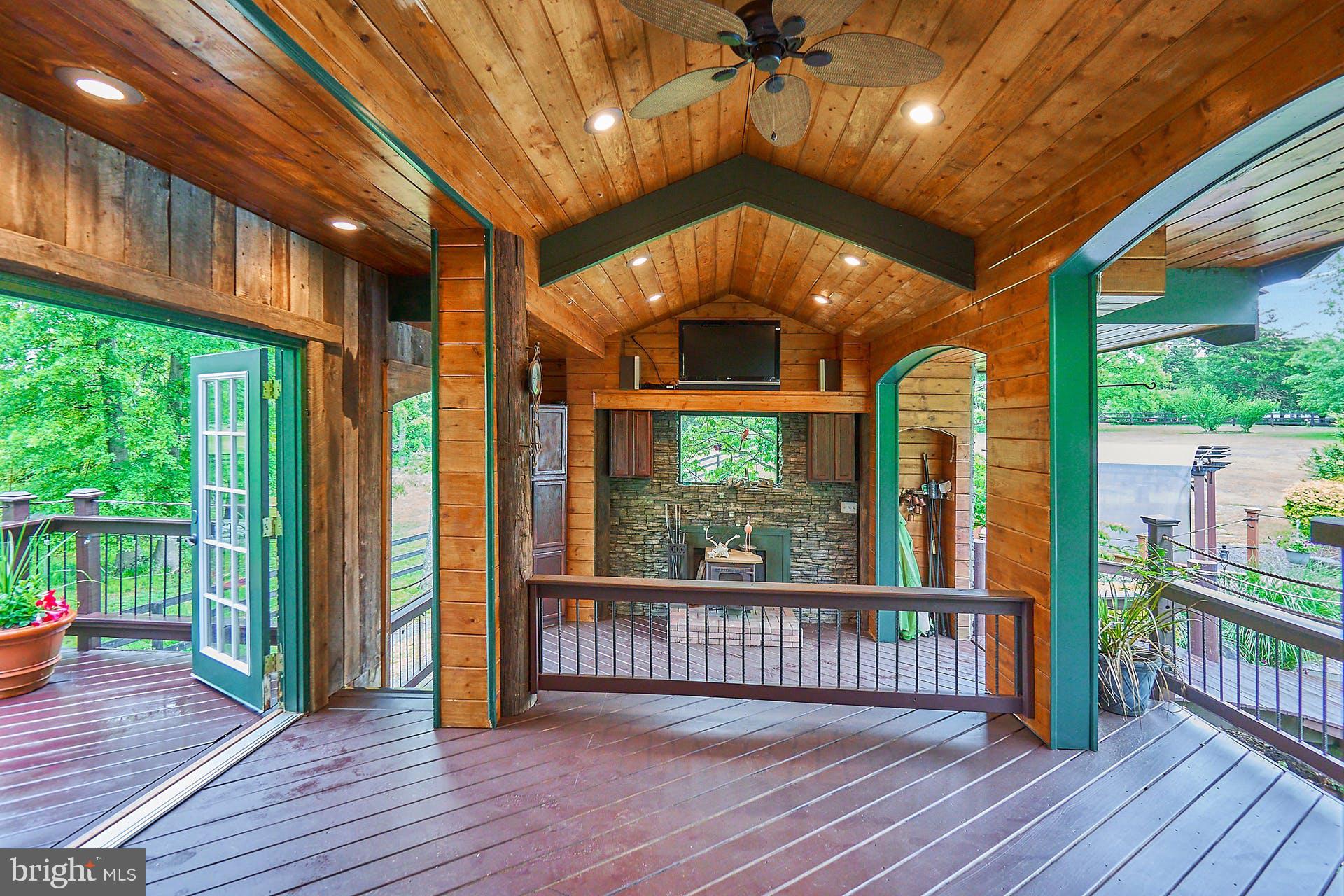 FALKLAND FARM - Residential