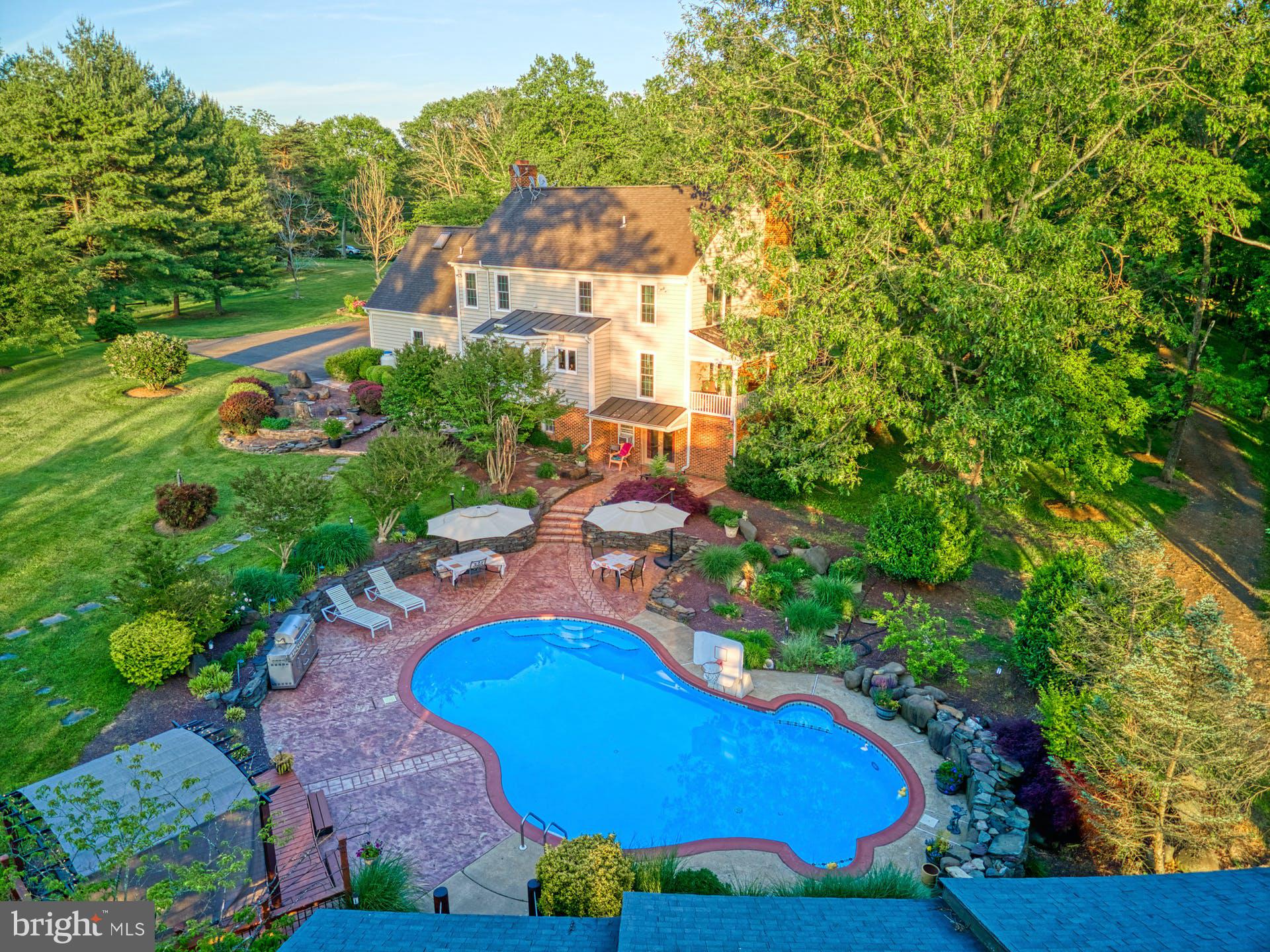 FALKLAND FARM - Residential