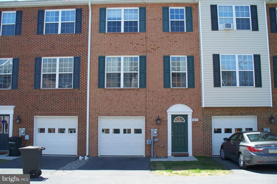 3-4 bedroom townhome in Greencastle School Dist.  Open floor plan spans three levels. Kitchen appliances provided. 1 car garage. Hardwood floors. Deck overlooks fenced yard.  Pets considered on a case-by-case basis.  Application fee $30/adult resident.  Available 6/1/2014.