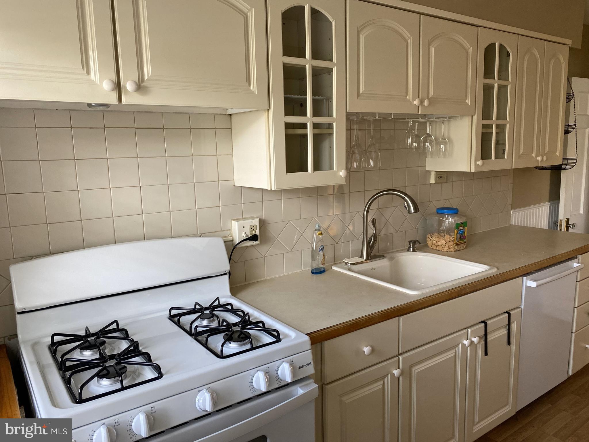 ACADEMY HEIGHTS - Residential