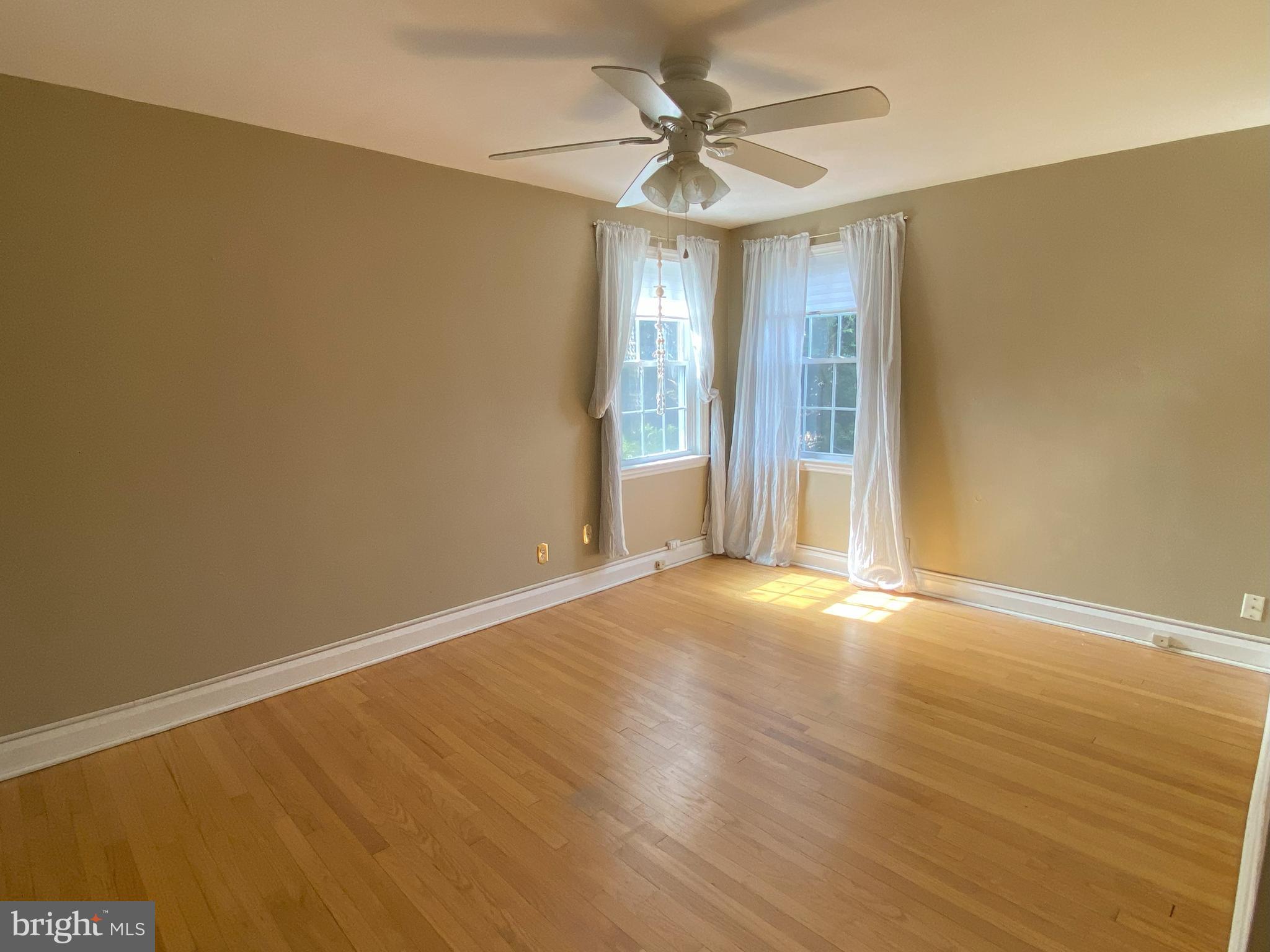 ACADEMY HEIGHTS - Residential