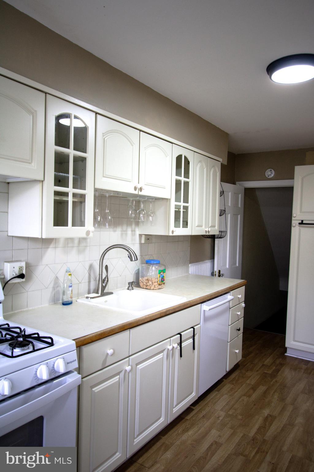 ACADEMY HEIGHTS - Residential