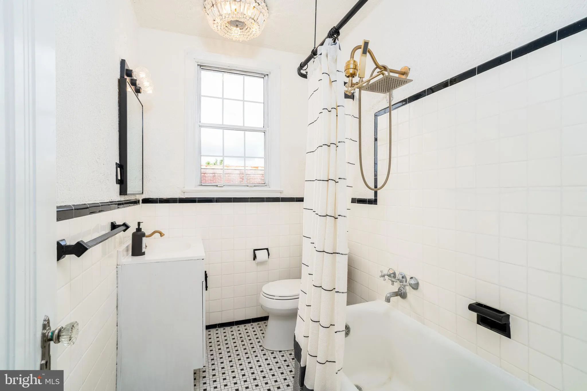 Washington, District Of Columbia 20011, United States, 1 Bedroom Bedrooms, ,1 BathroomBathrooms,Residential,Active,176185