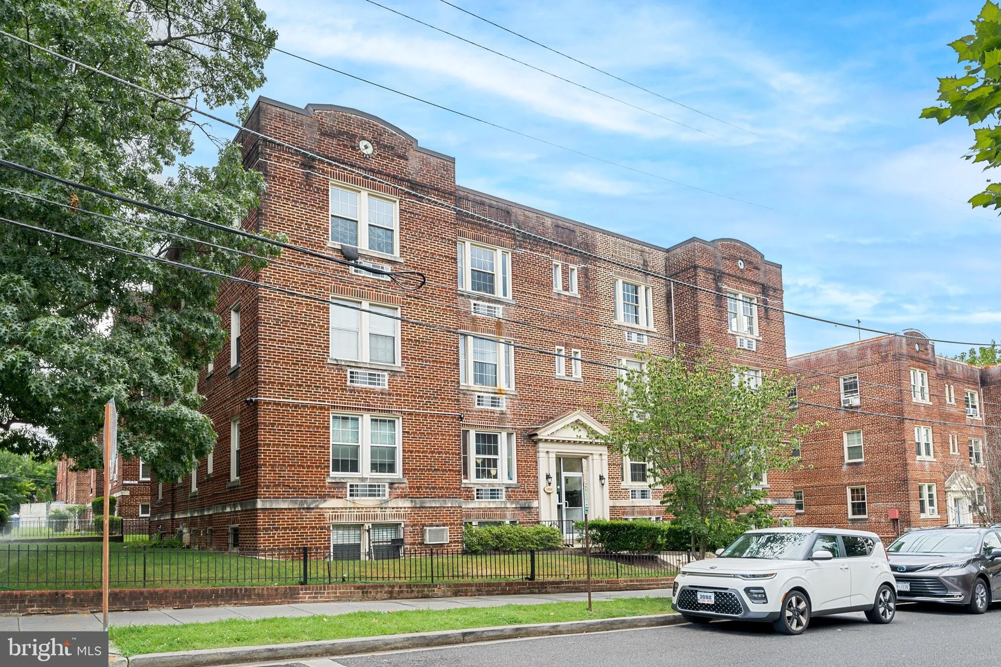 Washington, District Of Columbia 20011, United States, 1 Bedroom Bedrooms, ,1 BathroomBathrooms,Residential,Active,176185