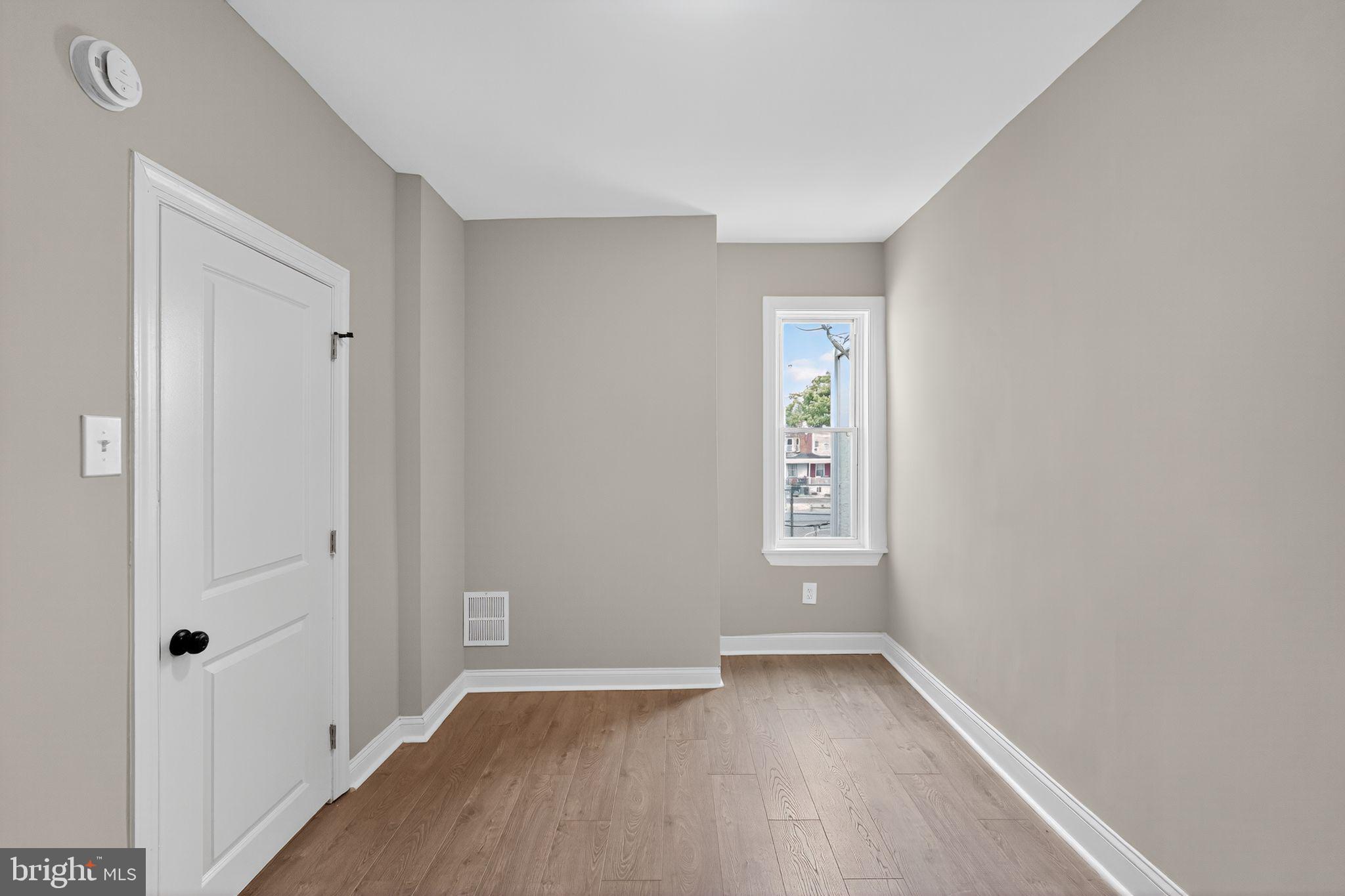 MILL CREEK - Residential