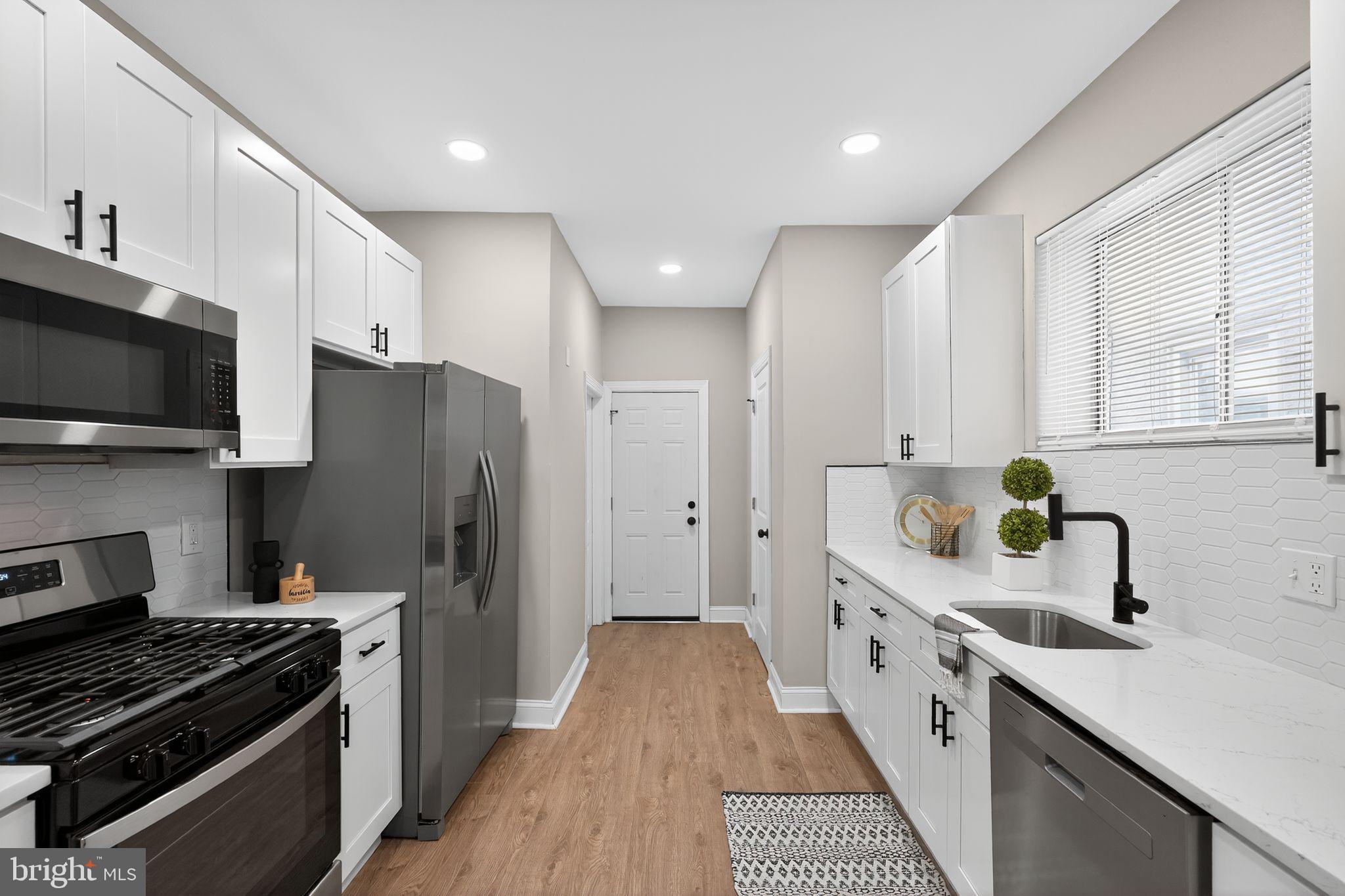 MILL CREEK - Residential