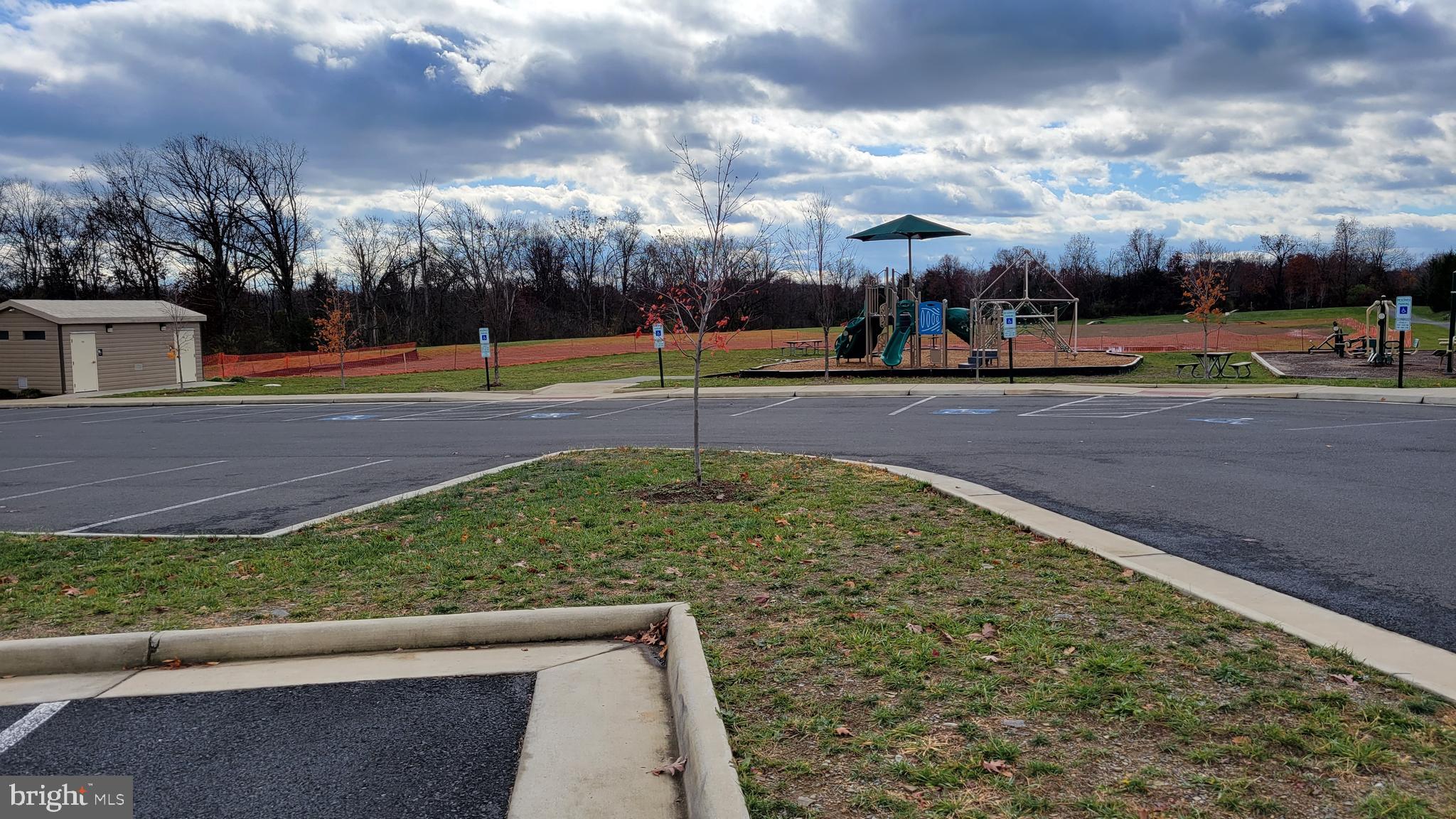 FREDERICKTOWNE ESTATES - Residential