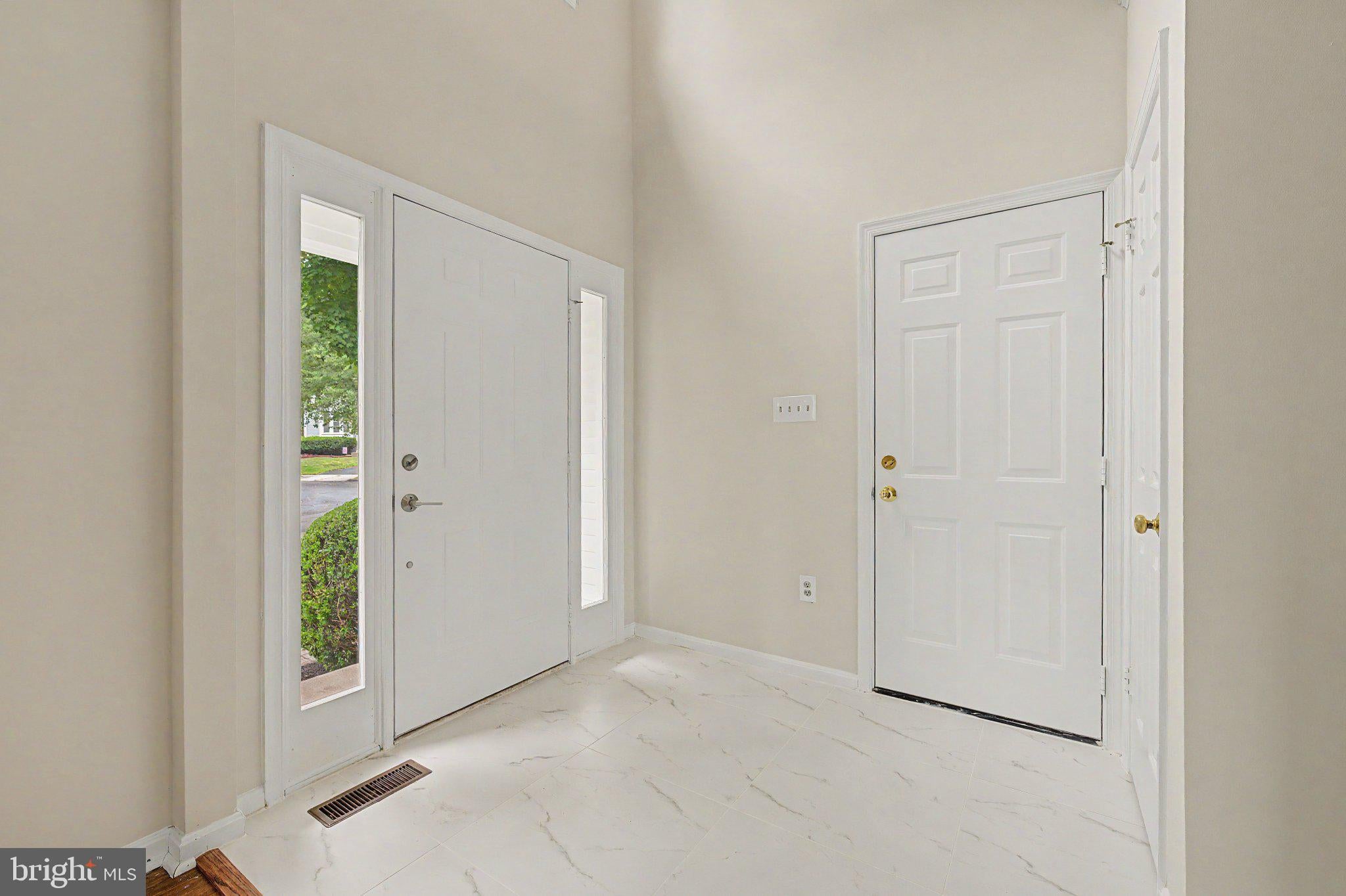 1208 MUSKET COURT NE