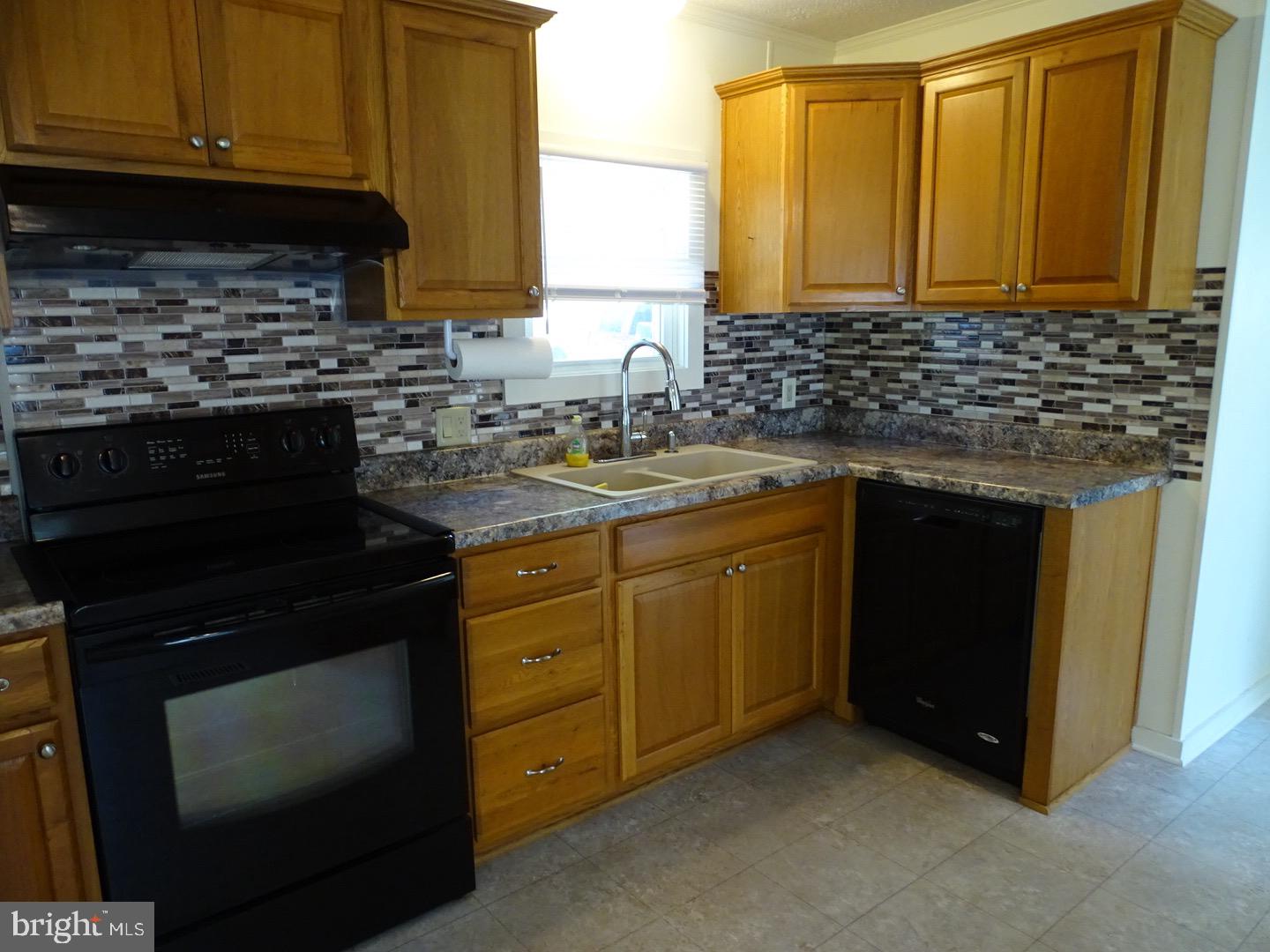 G&G ASHTON HEIGHTS - Residential