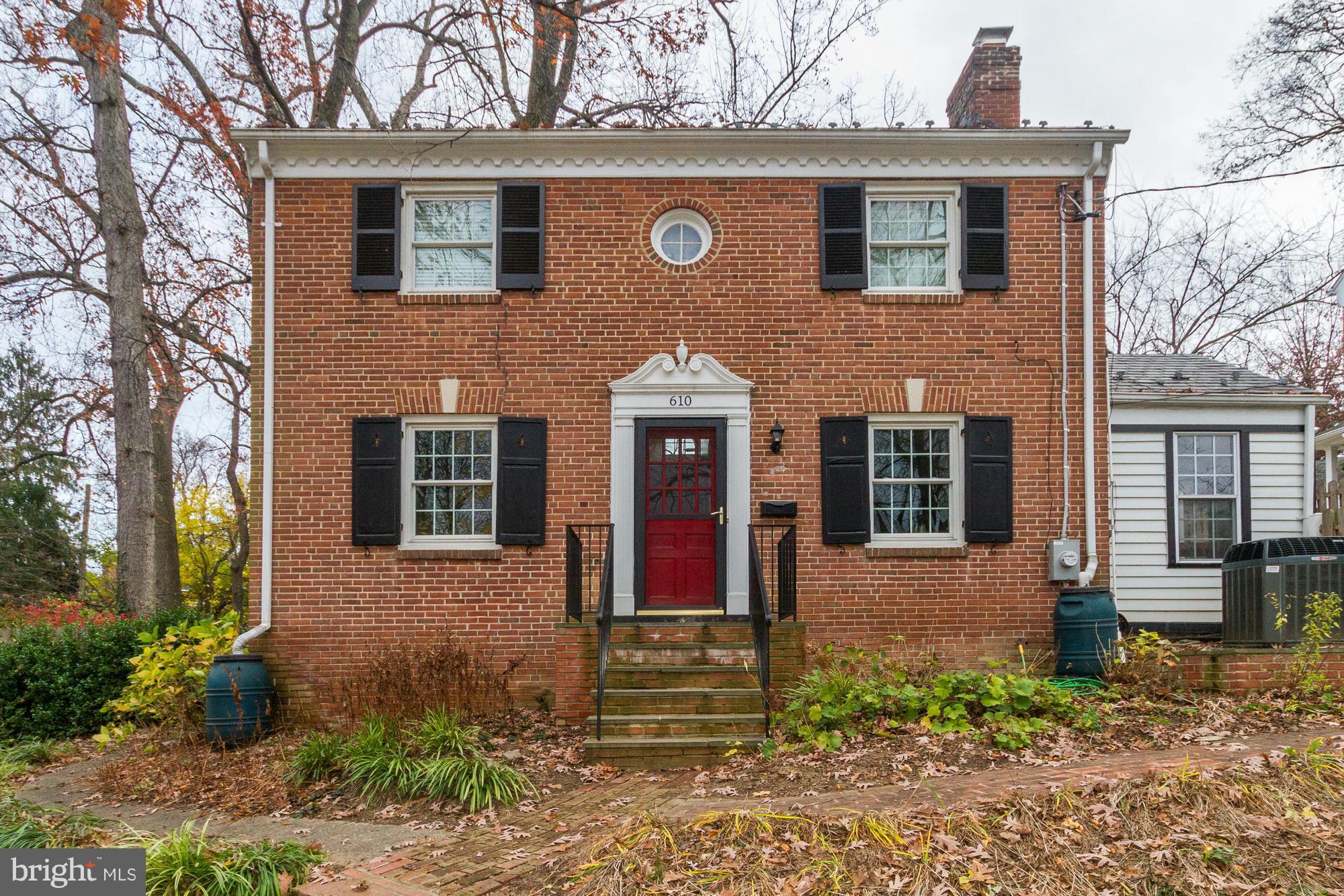 WOODSIDE - Residential