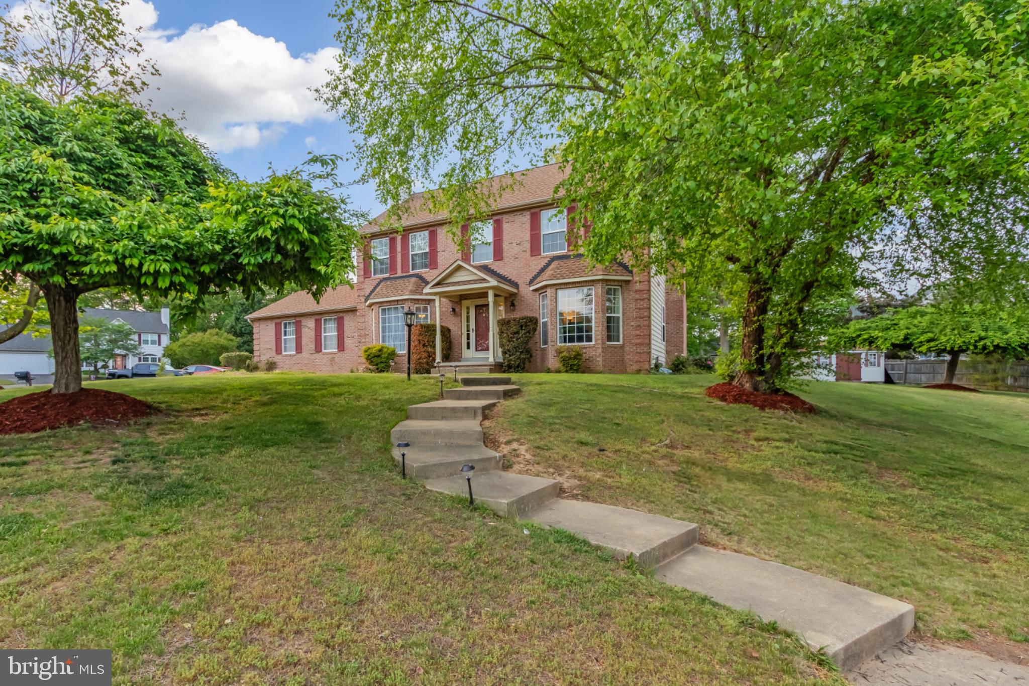 2608 CAPITAL COURT