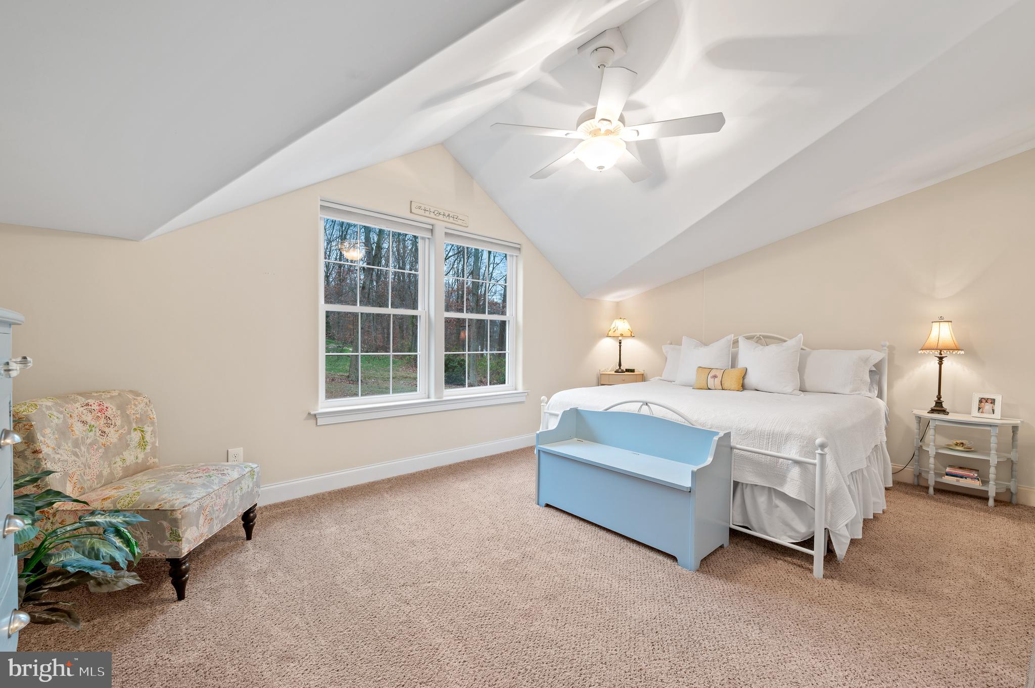 BENJAMIN HILL - Residential